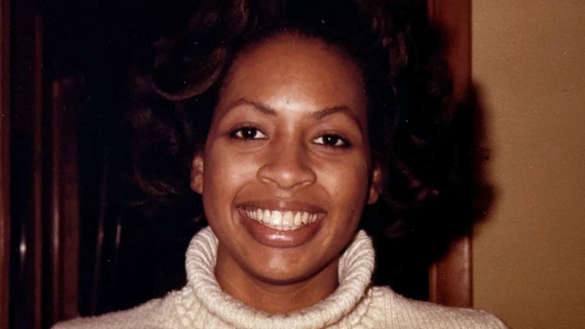 48 Hours S38E5 Closing The Cold Case Of Robin Lawrence