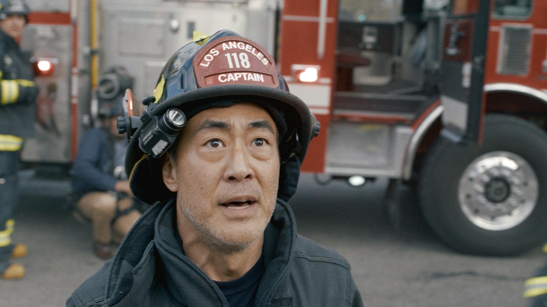 9-1-1 S10E1 That Sinking Feeling