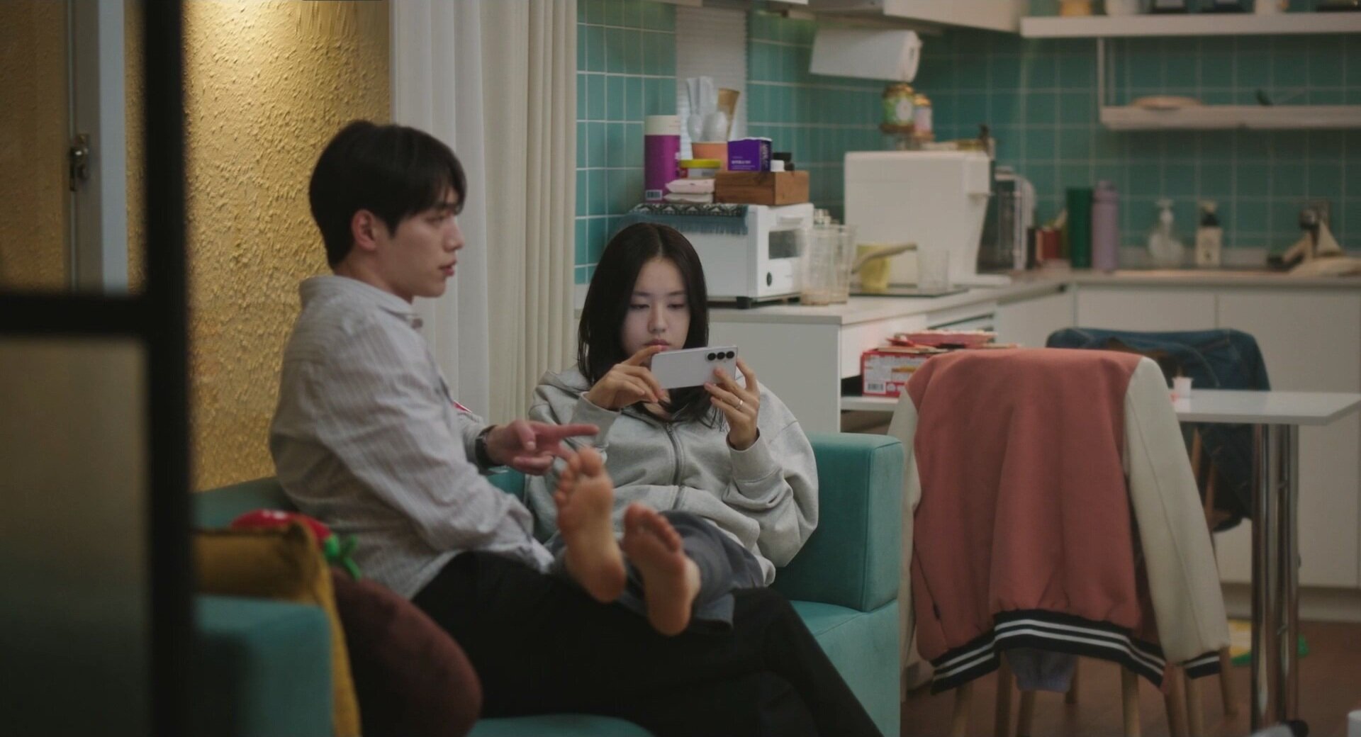 A Love Other Than Yours S1E1 Will Ten Years Together End in Marriage or a Breakup?