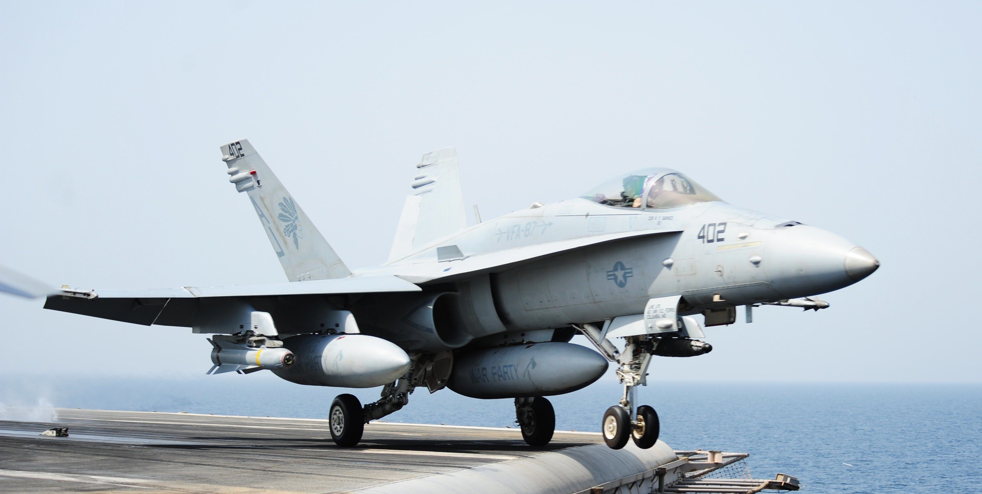 Air Warriors S7E4 F-18