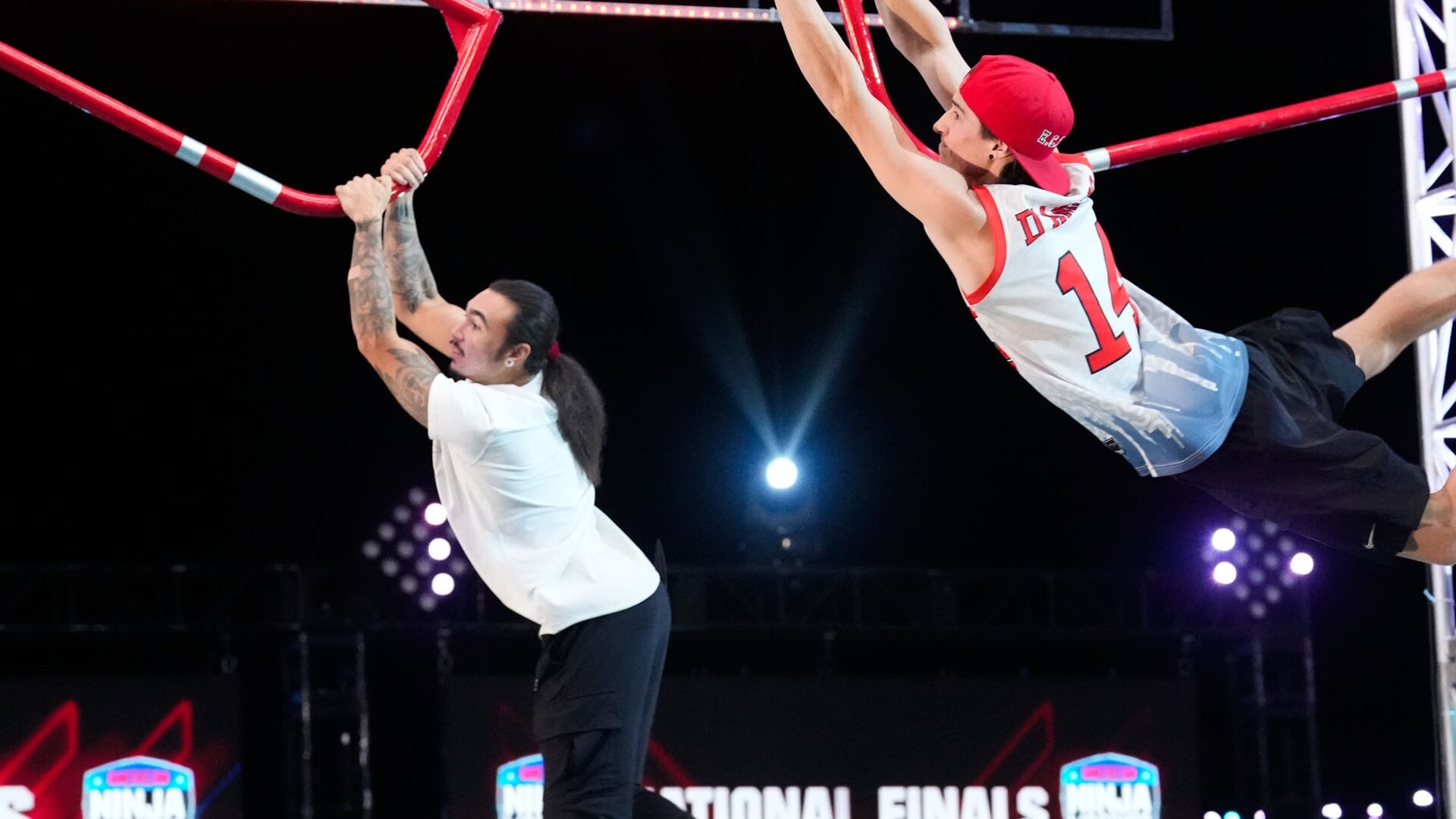 American Ninja Warrior S17E13 Finals 4