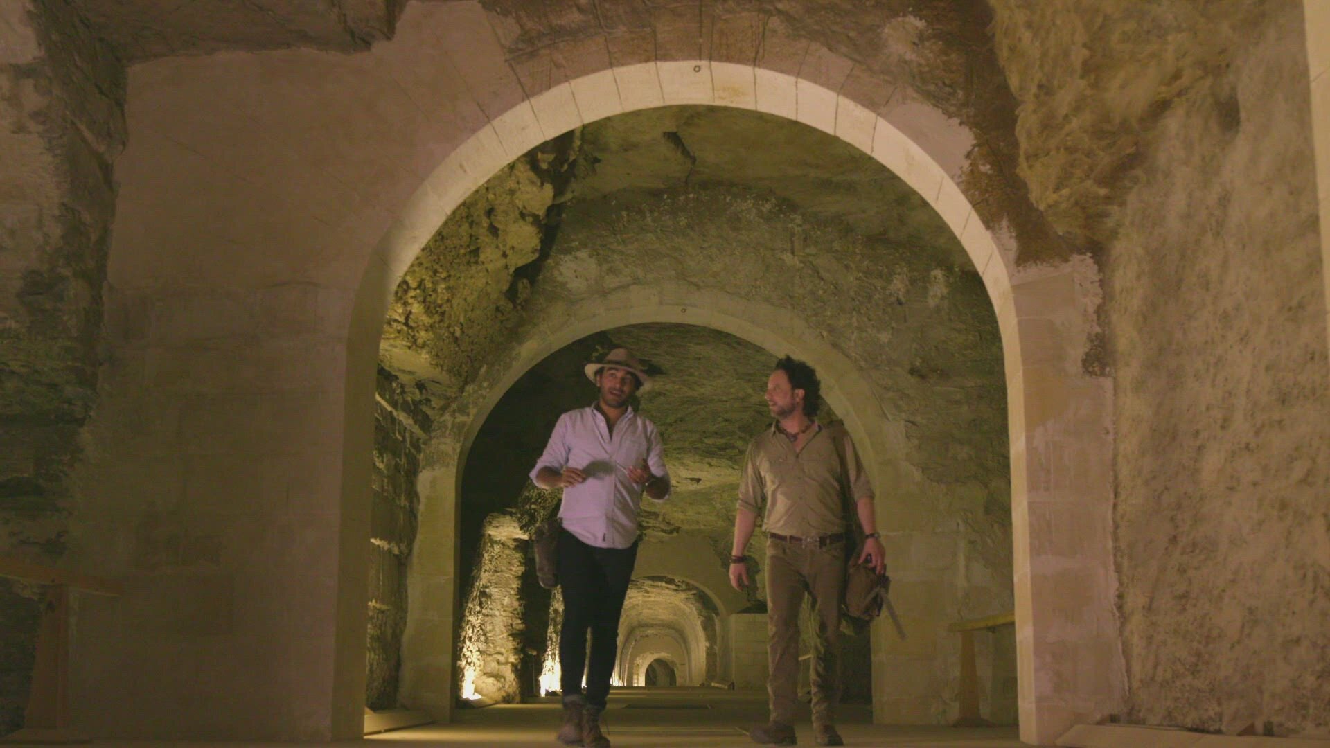 Ancient Aliens S21E1 The Top Ten Extraordinary Discoveries