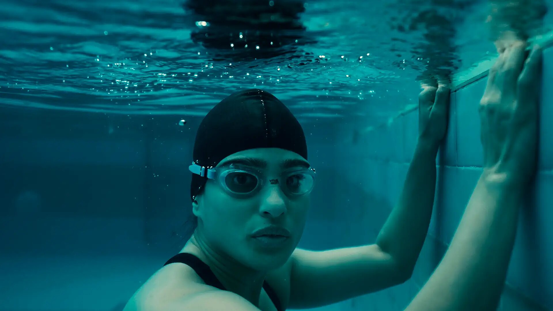 Andhera S1E2 It watches us