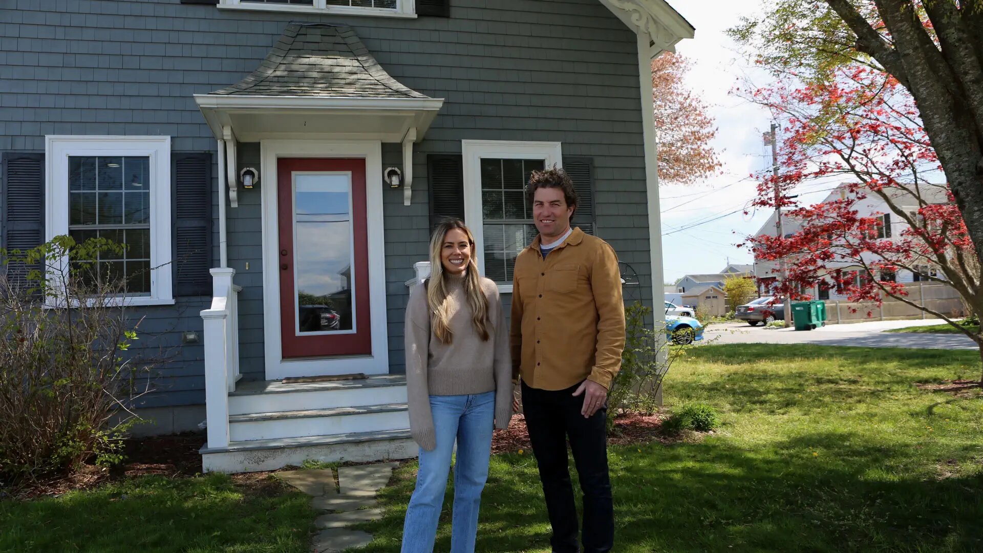 Beachfront Bargain Hunt: Renovation S9E3 Narragansett Bay Renovation