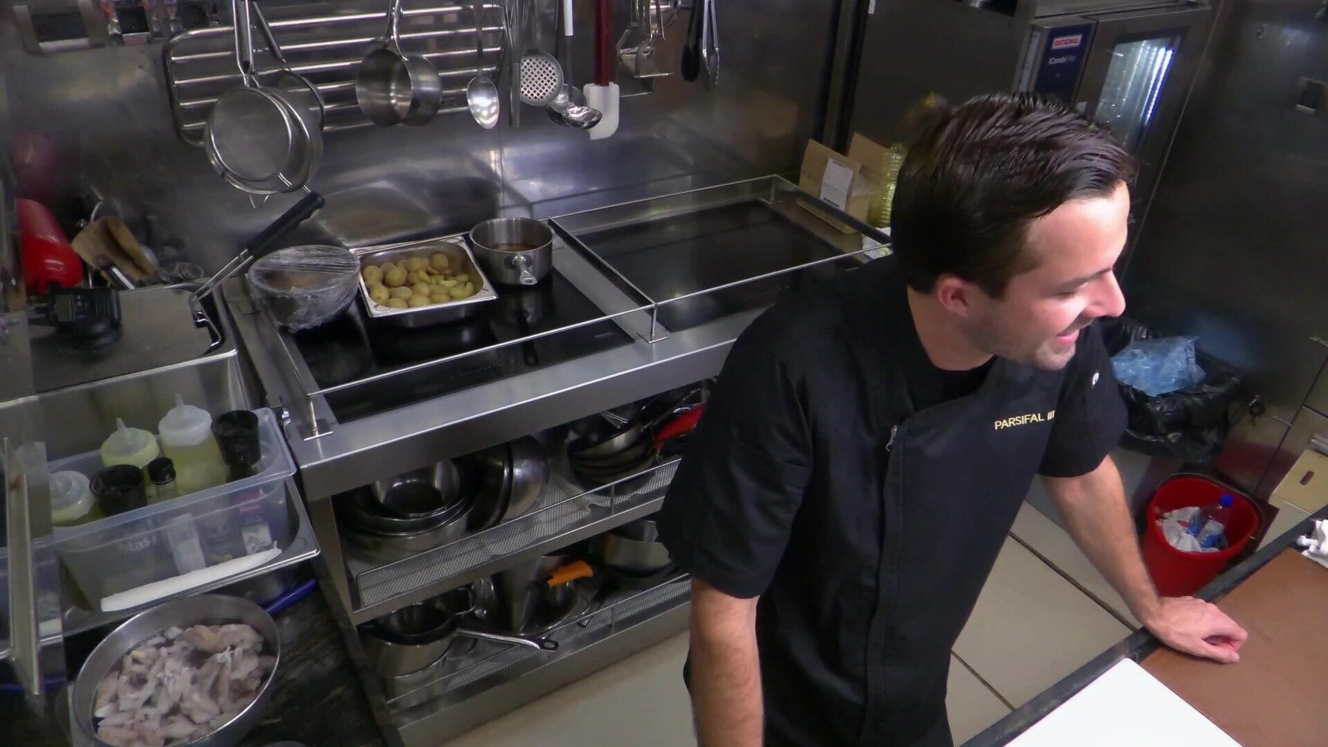 Below Deck Sailing Yacht S5E6 Loose Lips Sink Trysts