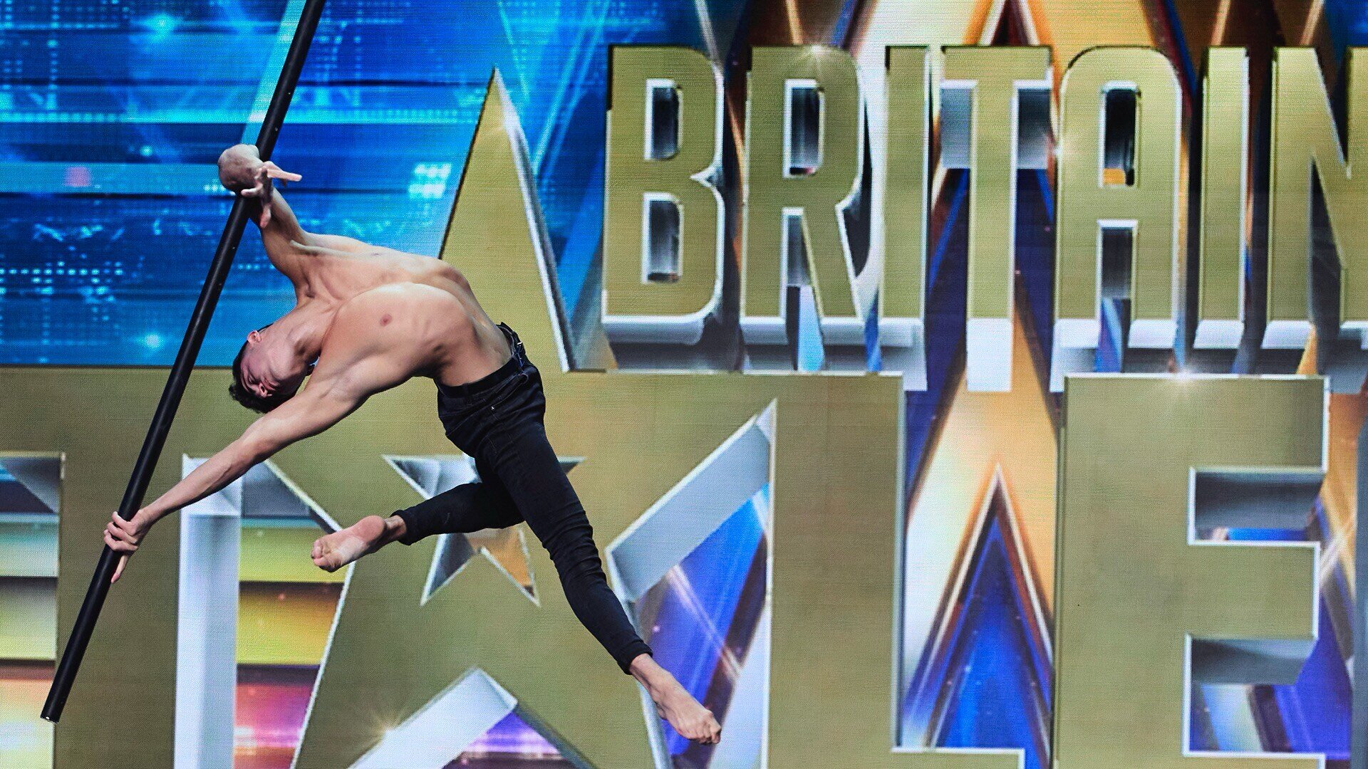 Britain's Got Talent S18E6 Auditions 6