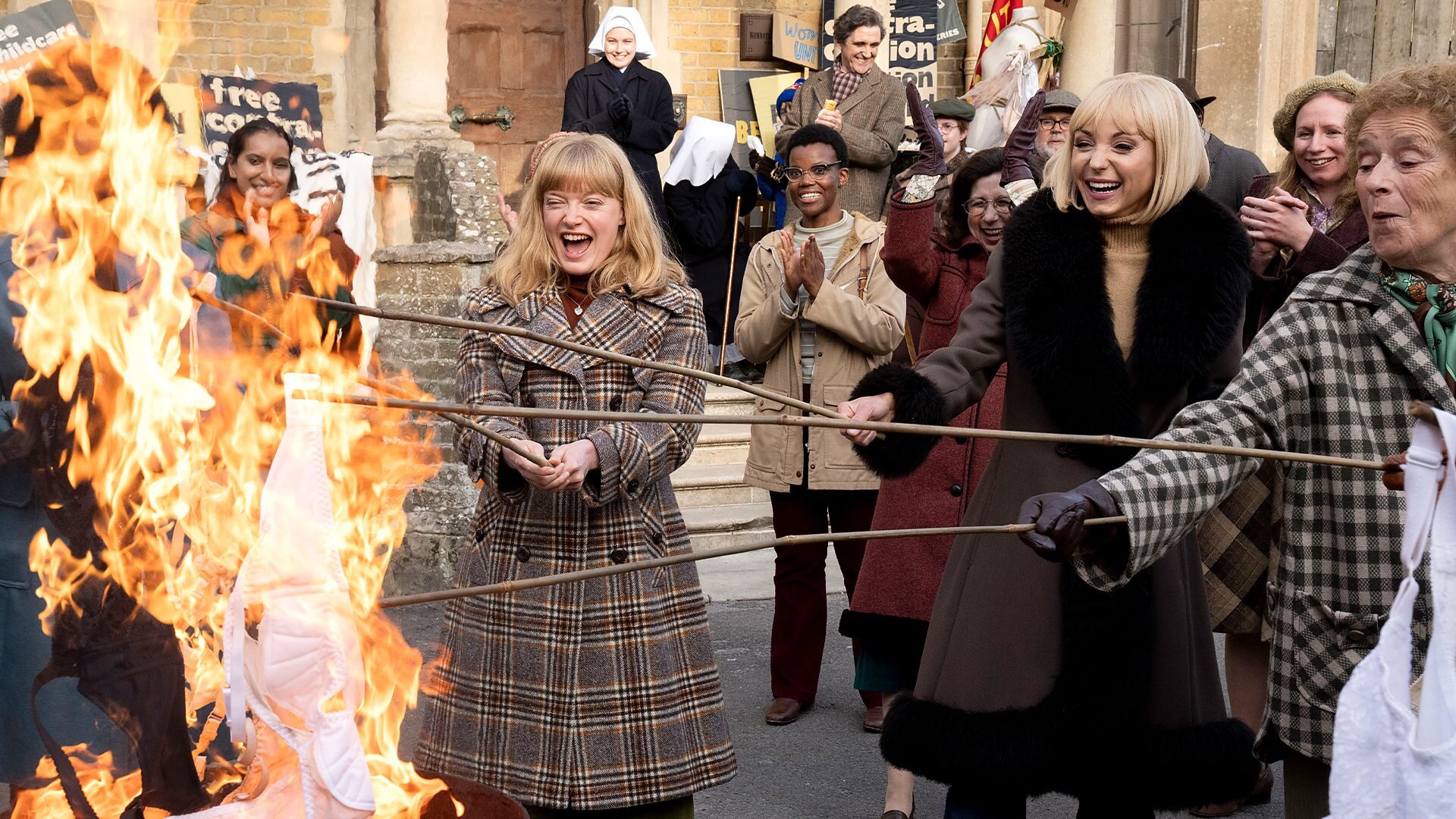 Call the Midwife S15E1 Episode 1