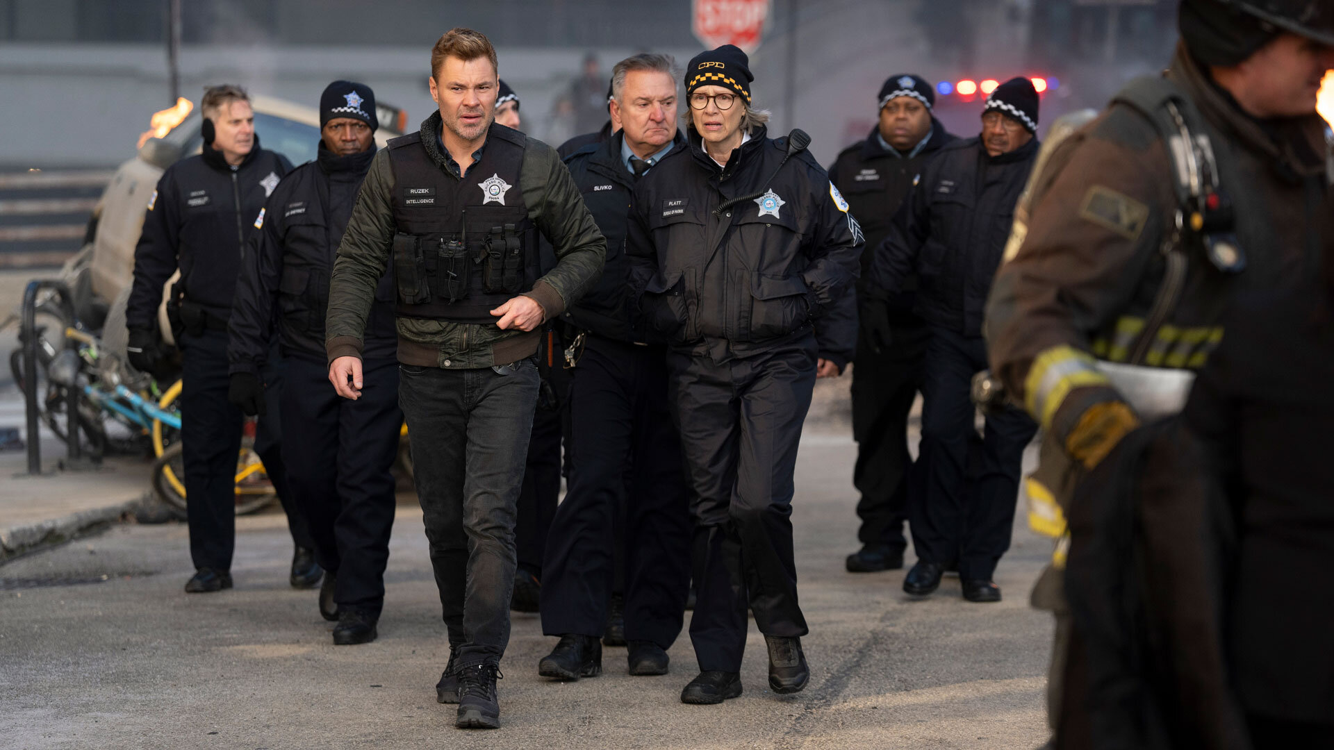 Chicago Fire S13E11 In the Trenches: Part I