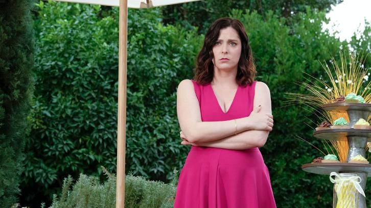 Crazy Ex-Girlfriend S3E11 Nathaniel and I Are Just Friends!