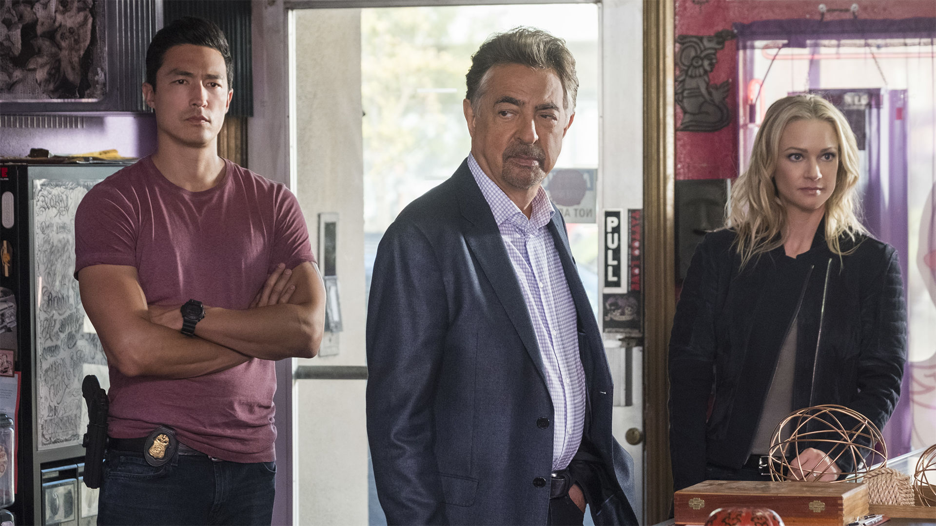 Criminal Minds S13E7 Dust and Bones