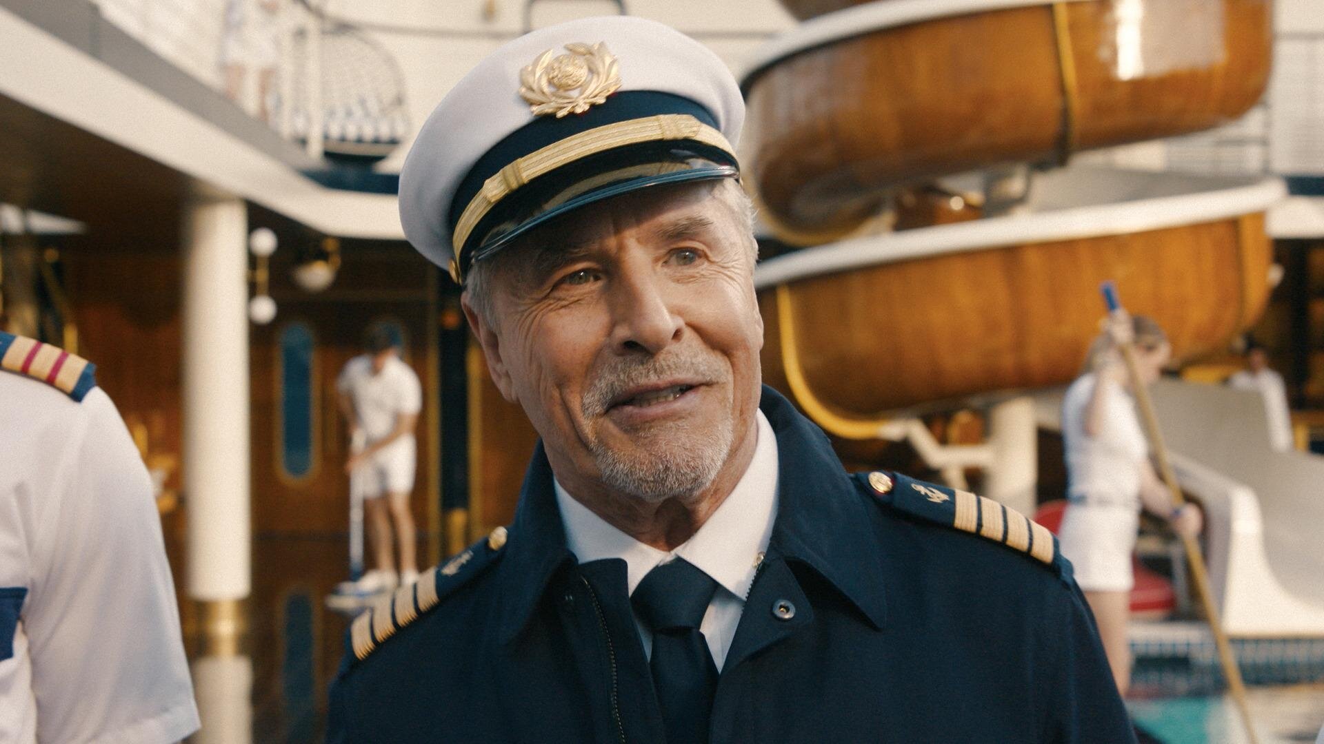 Doctor Odyssey S1E15 Crew Week