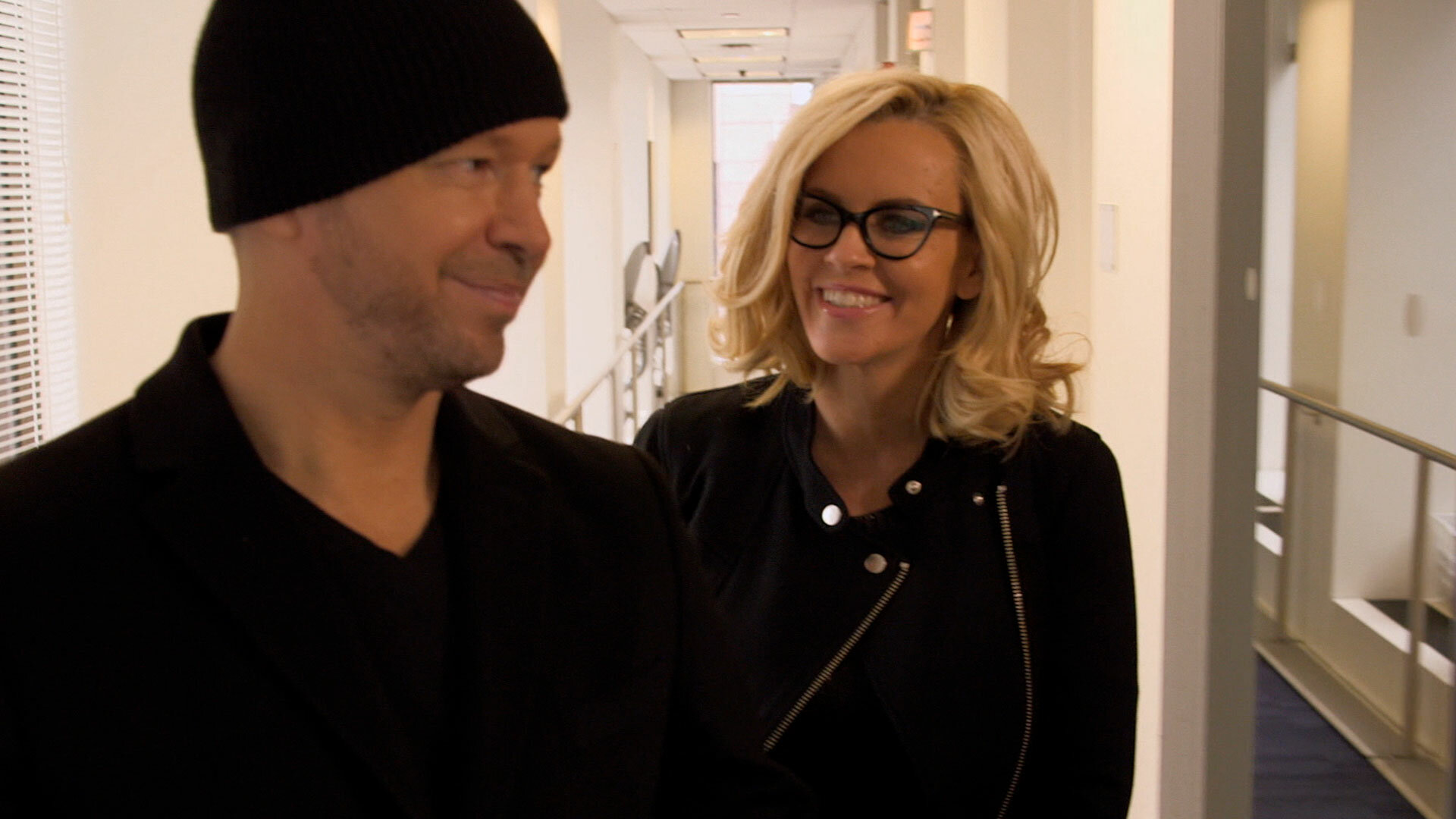 Donnie Loves Jenny S1E4 All About the Bass