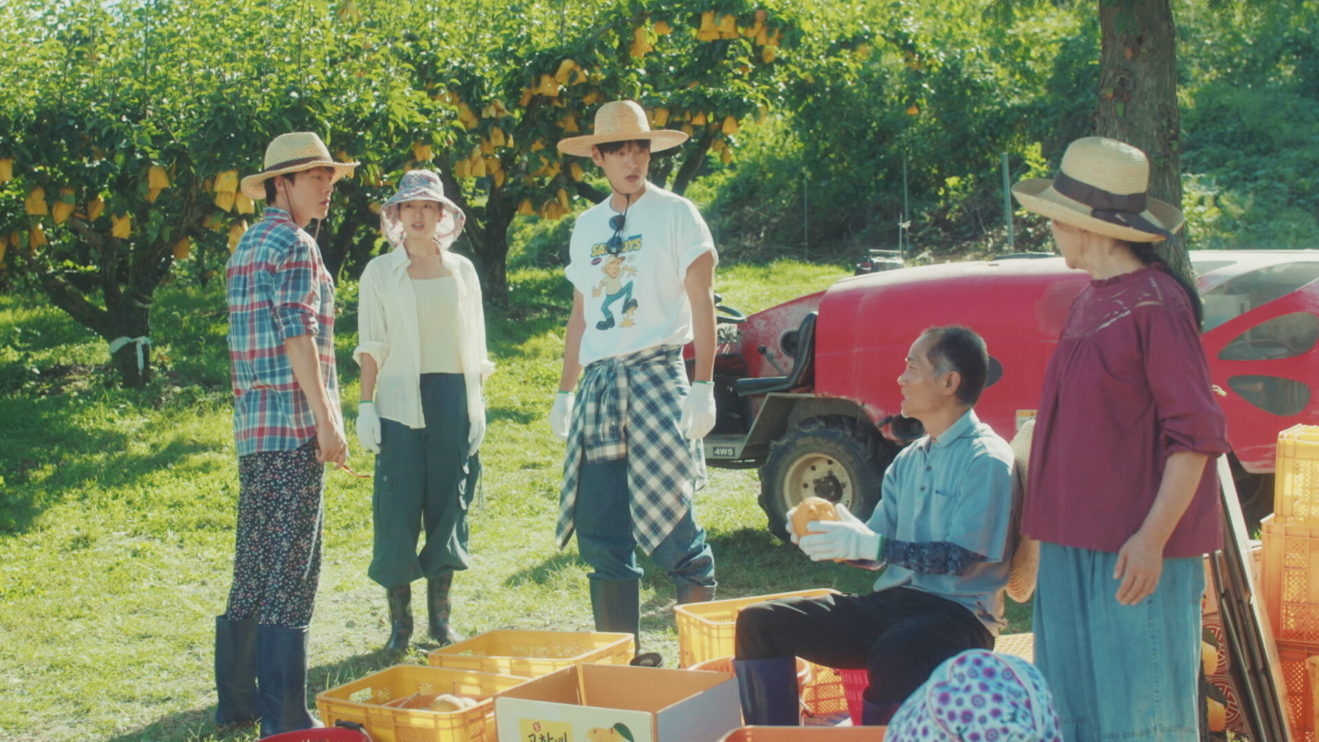 Dynamite Kiss S1E13 Flirting Master of the Orchard