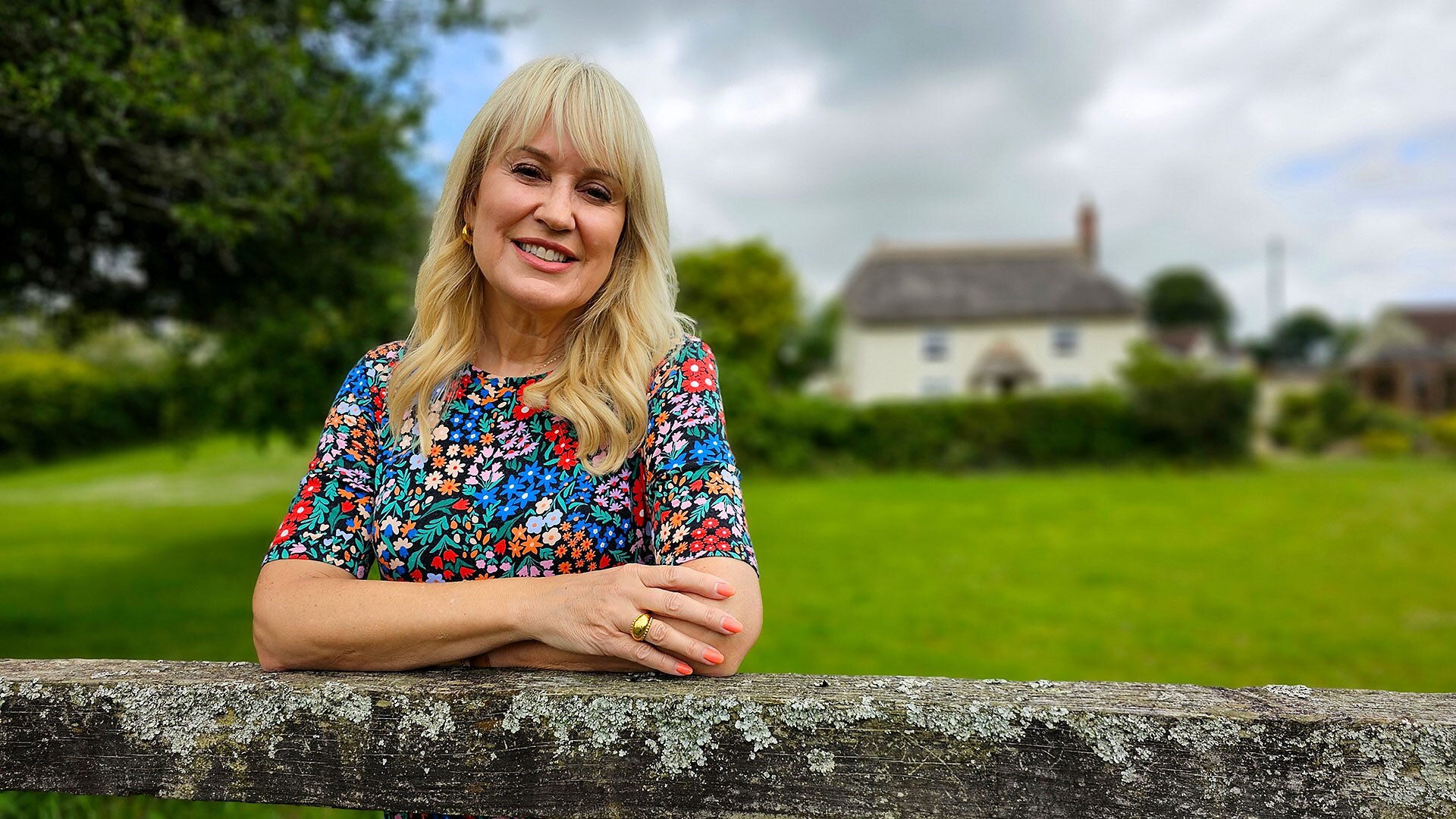 Escape to the Country S25E47 Devon