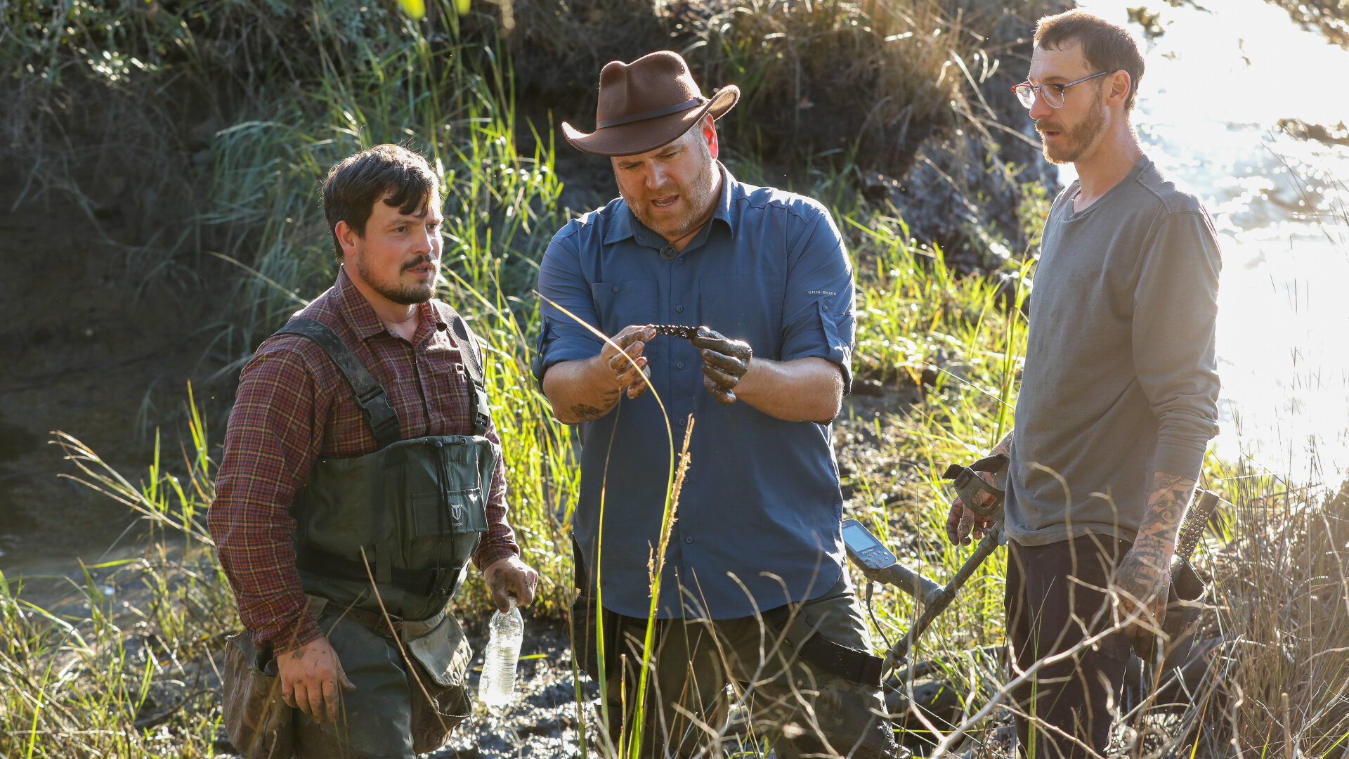 Expedition Unknown S15E5 Treasure of the Pirate Queen