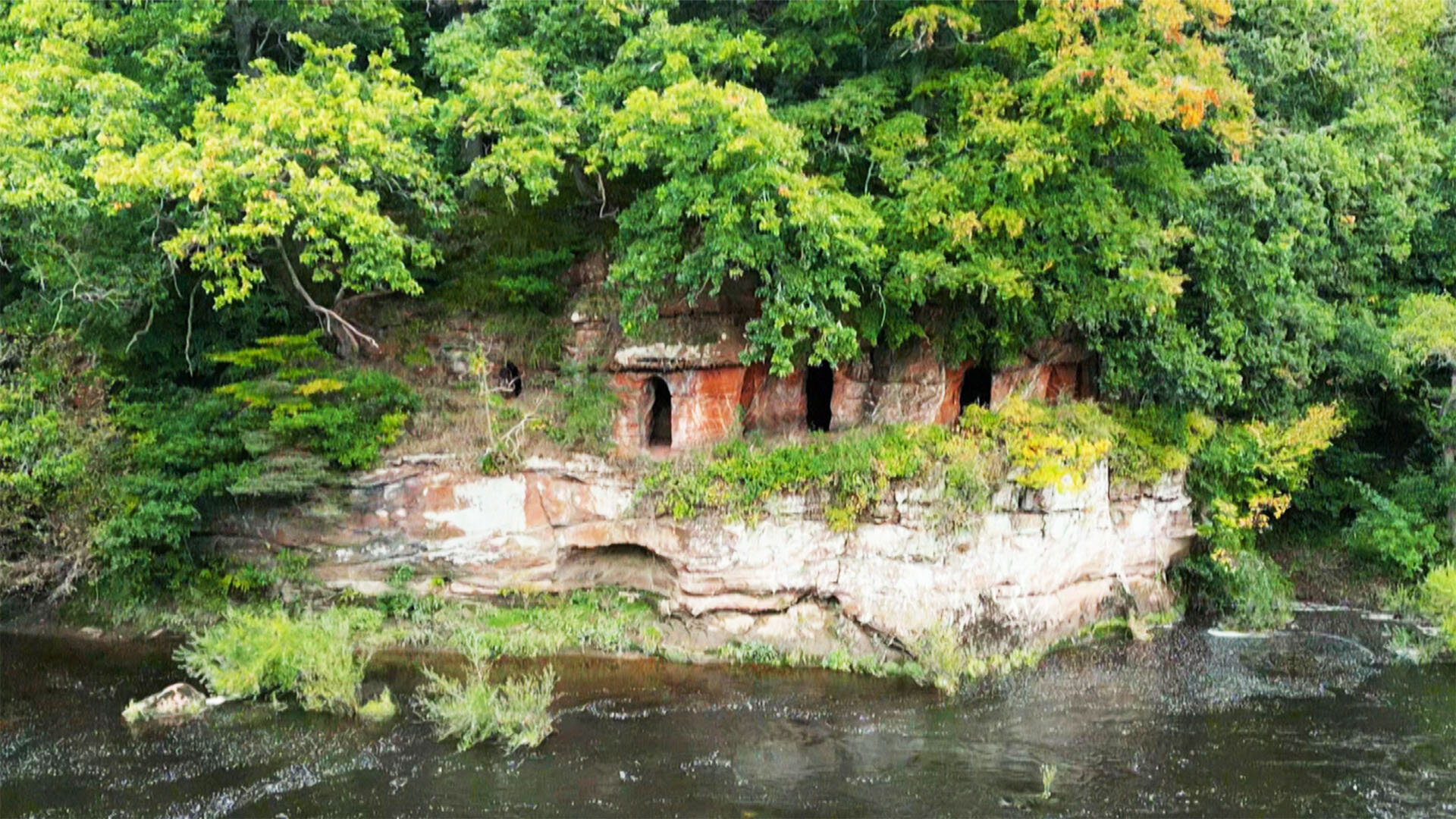 Flying Through History S1E3 Lacy's Caves