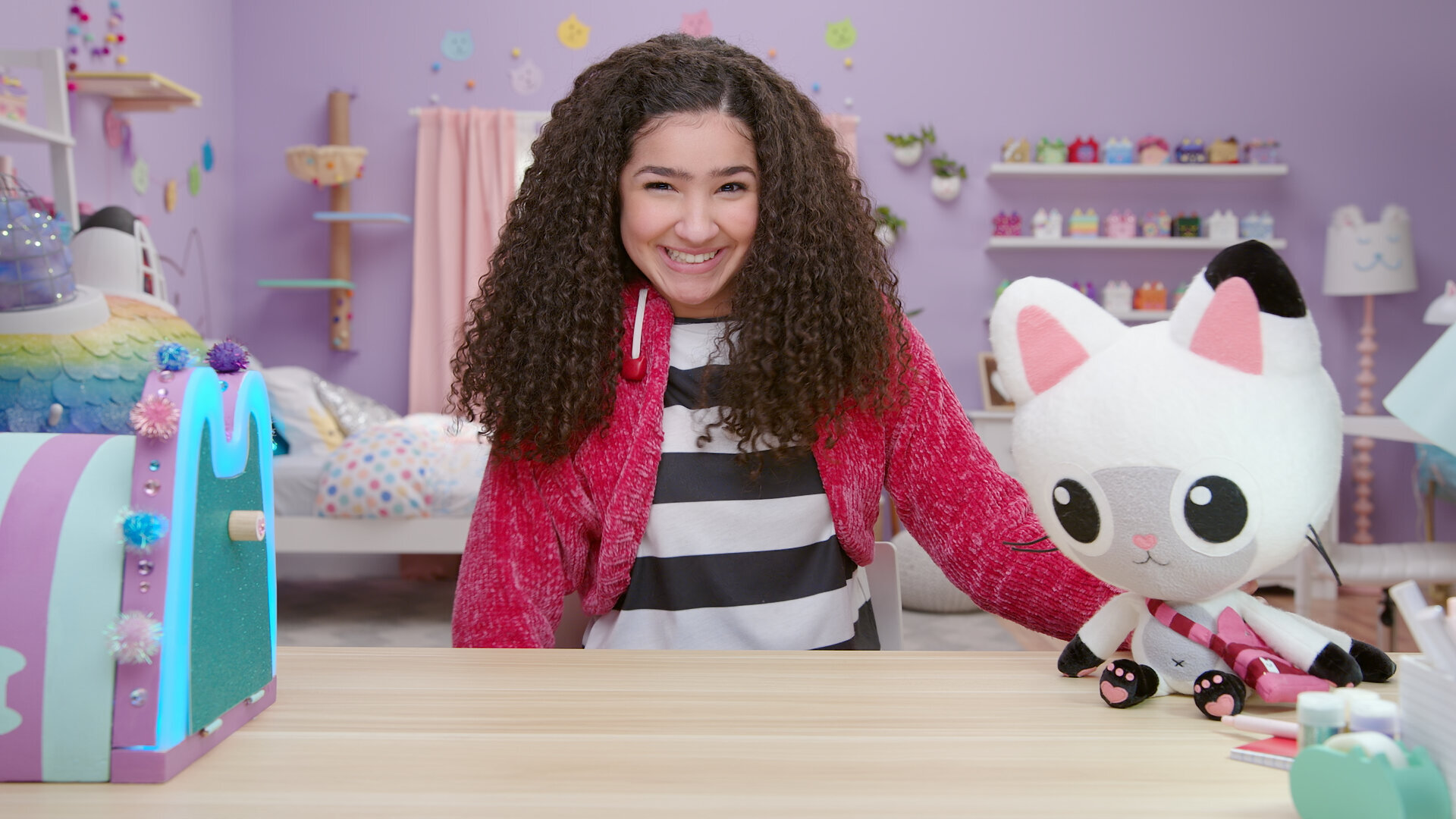 Gabby's Dollhouse S13E1 The Secret World of Fairylandia