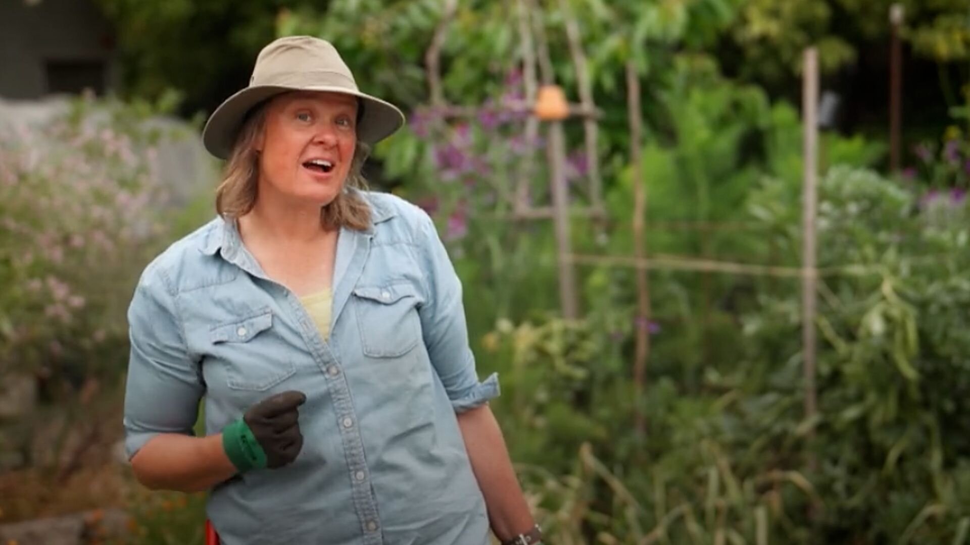 Gardening Australia S36E37 Episode 37 - Spring: Mediterranean Living & Super Soil