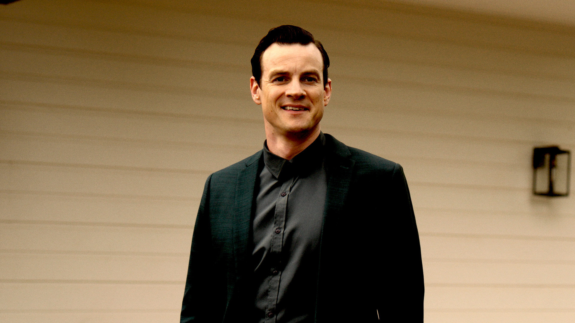 Good Cop/Bad Cop S1E2 The King's Assassin