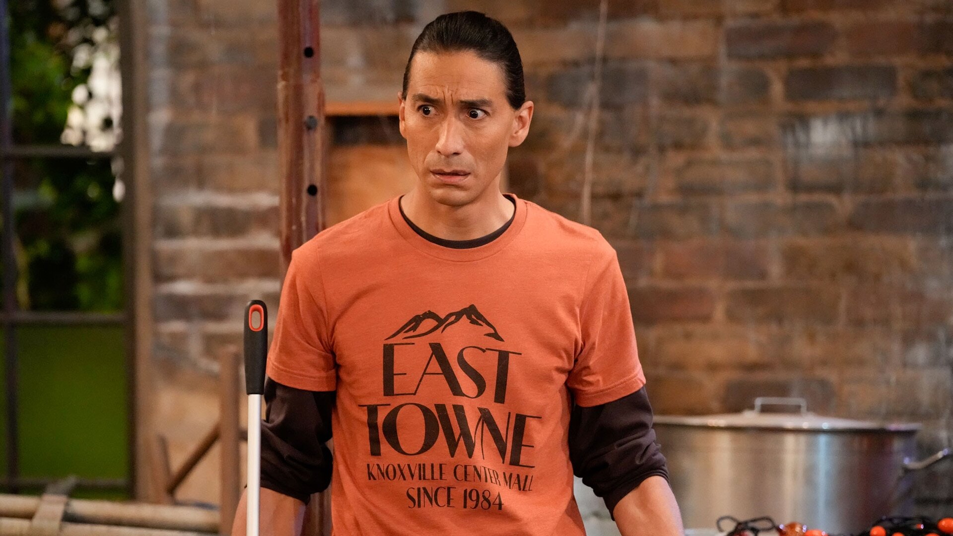 Happy's Place S2E10 No