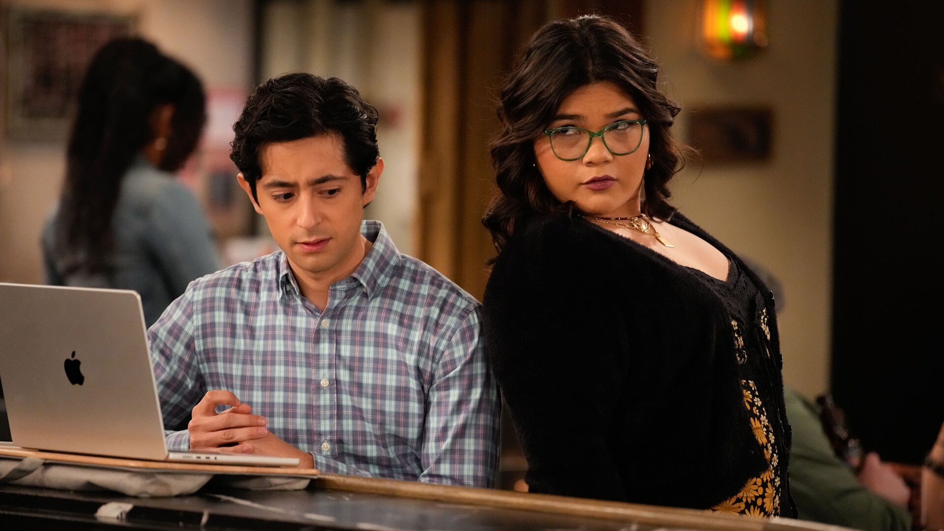 Happy's Place S2E16 AI-AI-No
