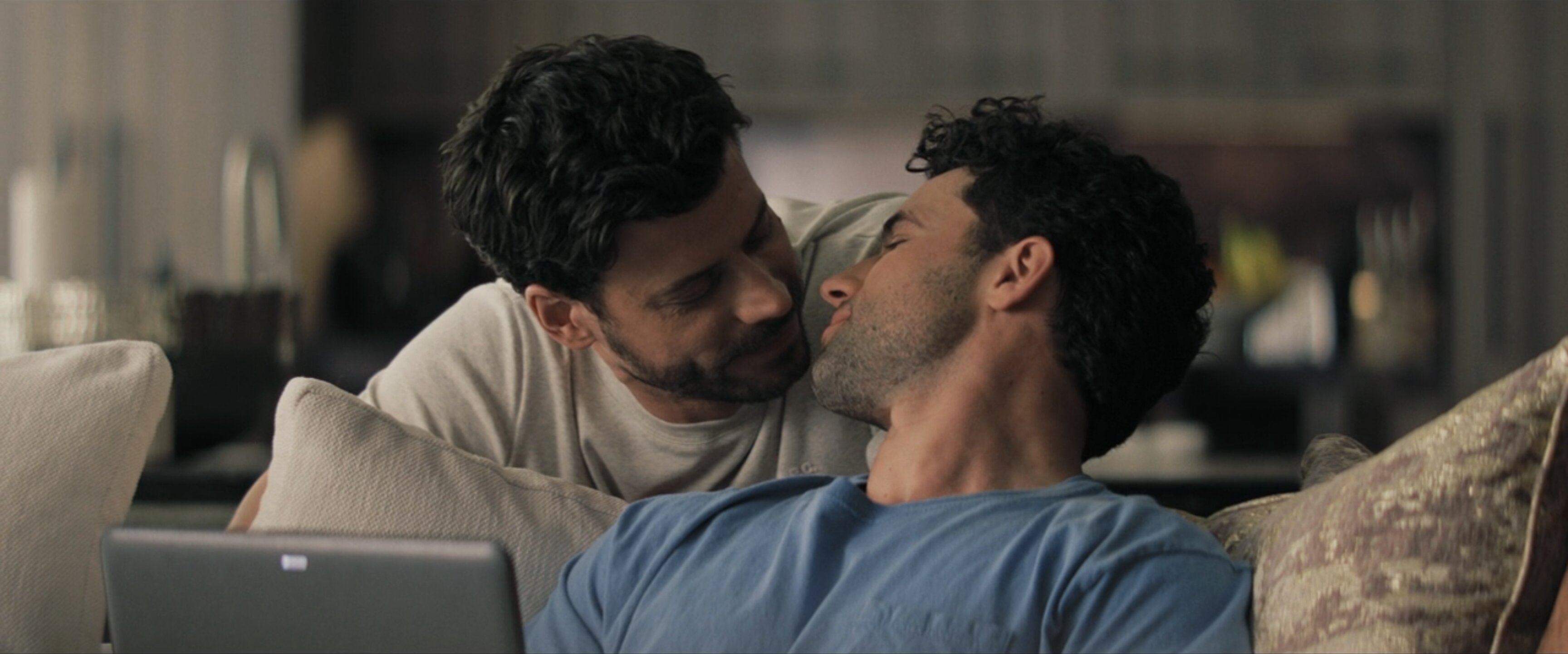 Heated Rivalry S1E3 Hunter