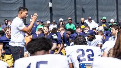 Here Come the Irish S2E1 The Spirit of Notre Dame