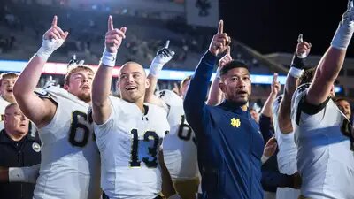 Here Come the Irish S2E5 Family Ties