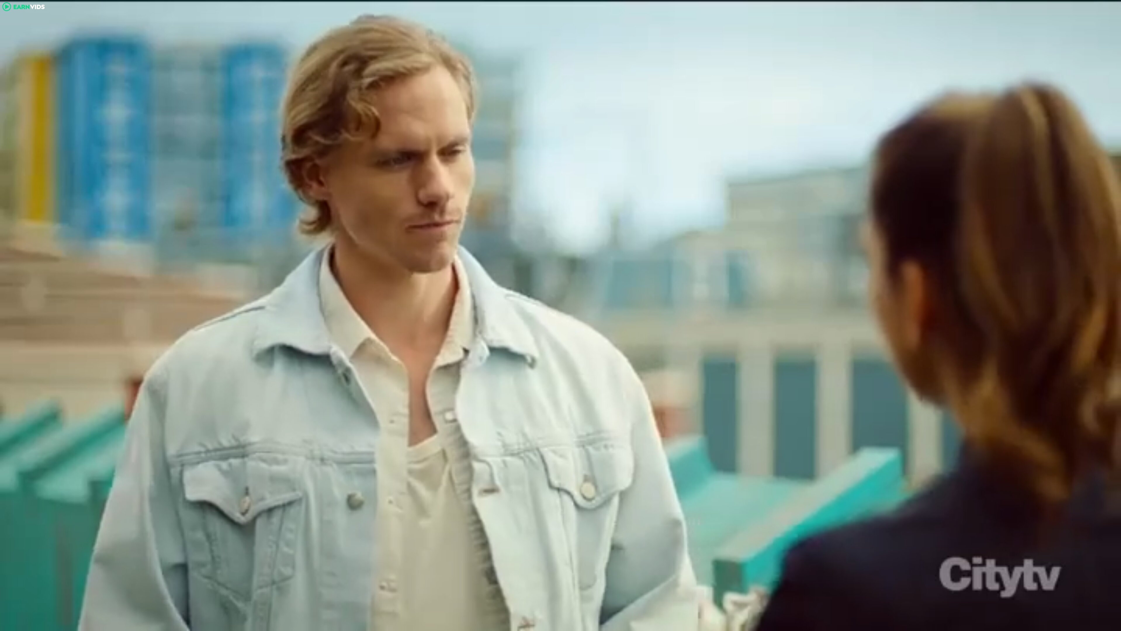 Hudson & Rex S7E6 Bee-Deviled