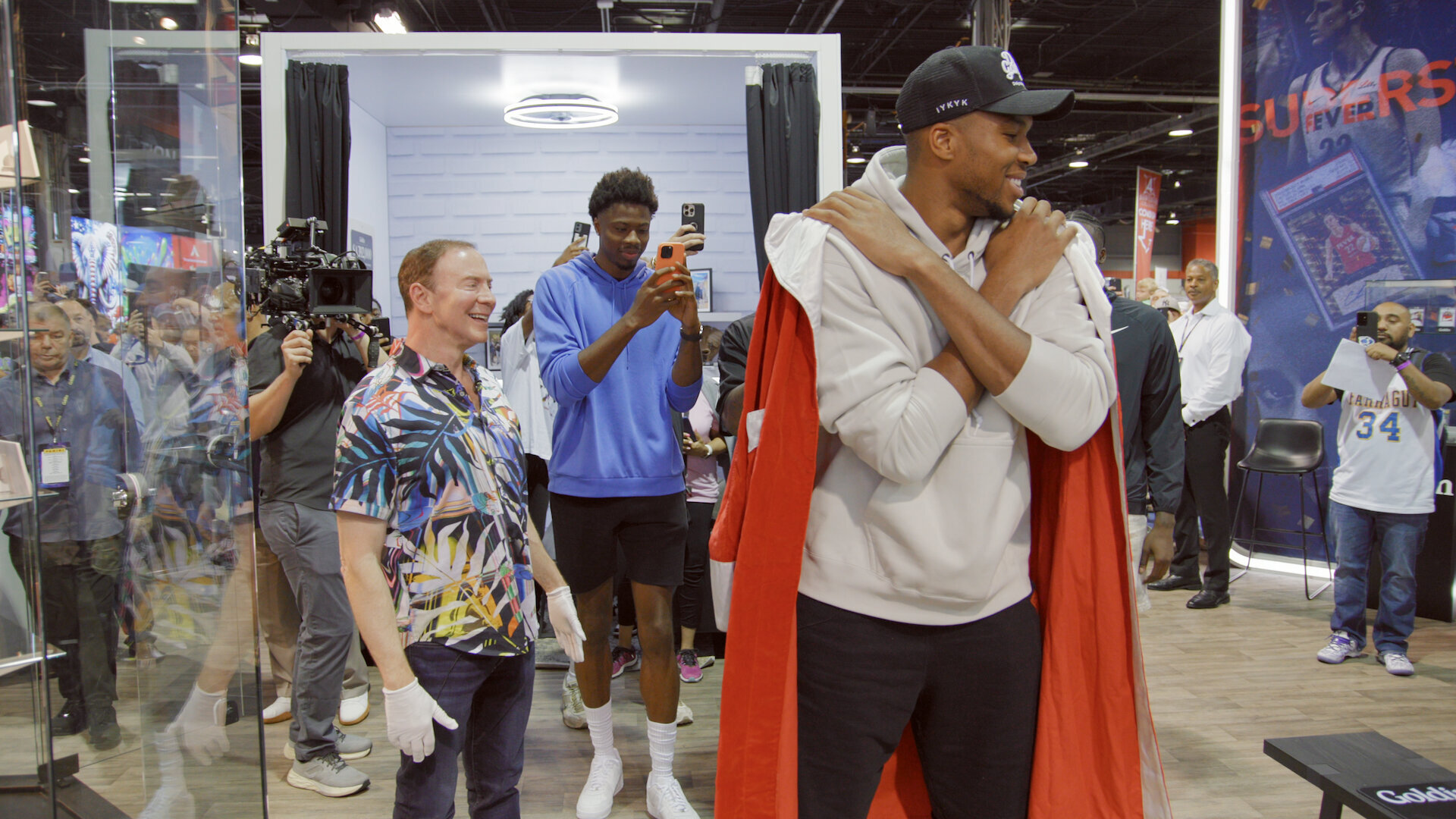 King of Collectibles: The Goldin Touch S3E6 Billion Dollar Moves