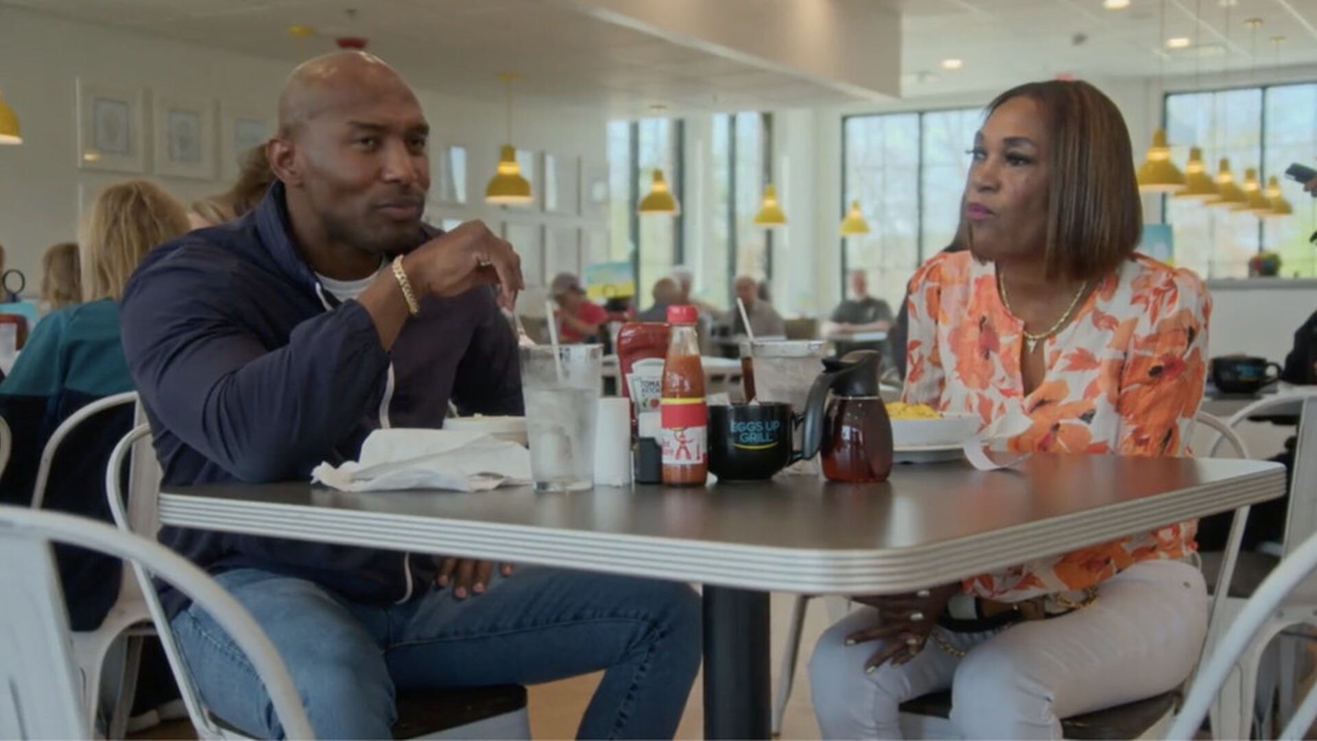 Love & Marriage: Huntsville S10E4 Cowboys and NDAs