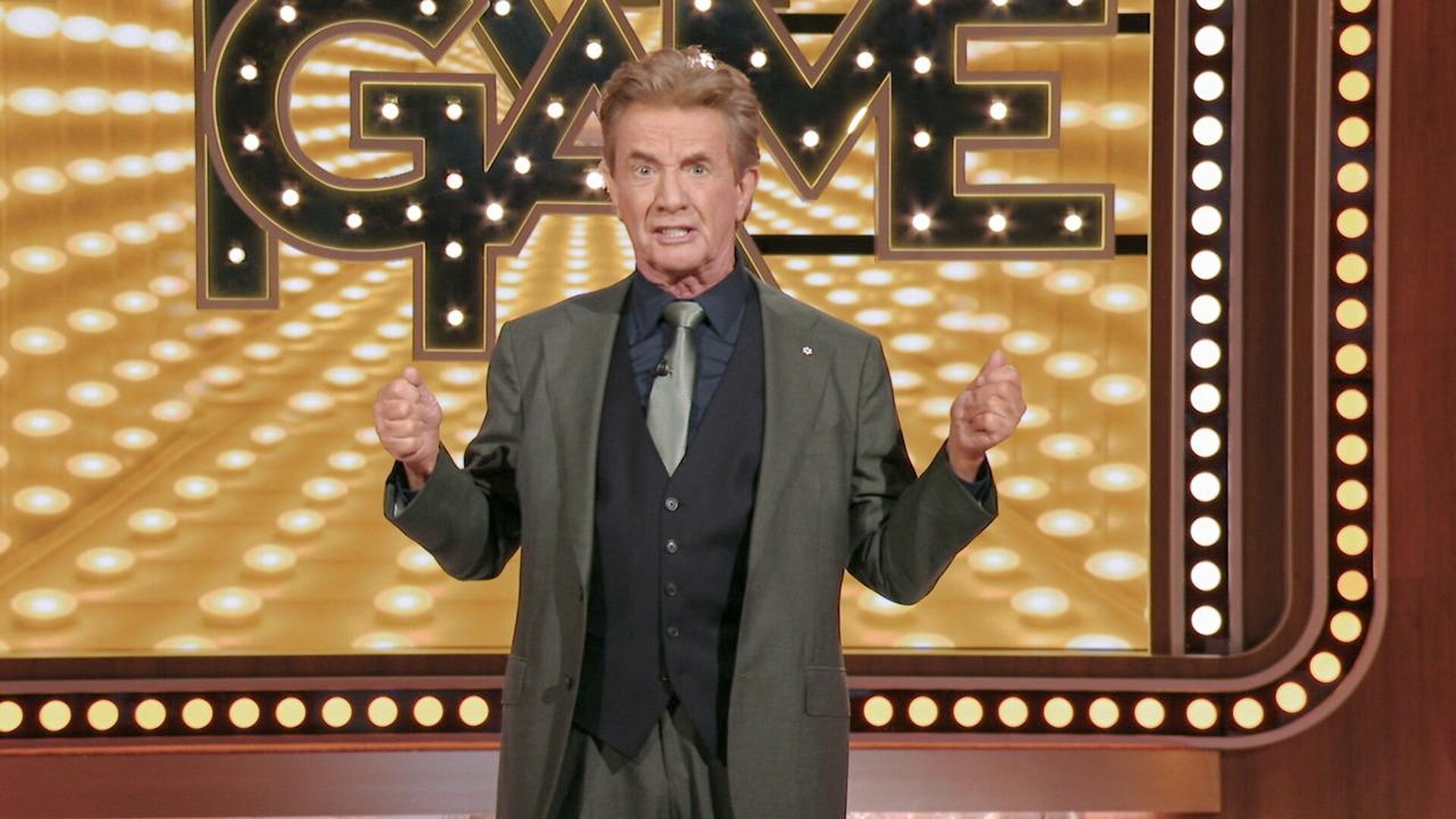 Match Game S6E4 Da'Vine Joy Randolph, Caroline Rhea, Constance Zimmer, Adam Pally, Beanie Feldstein, Joel Kim Booste