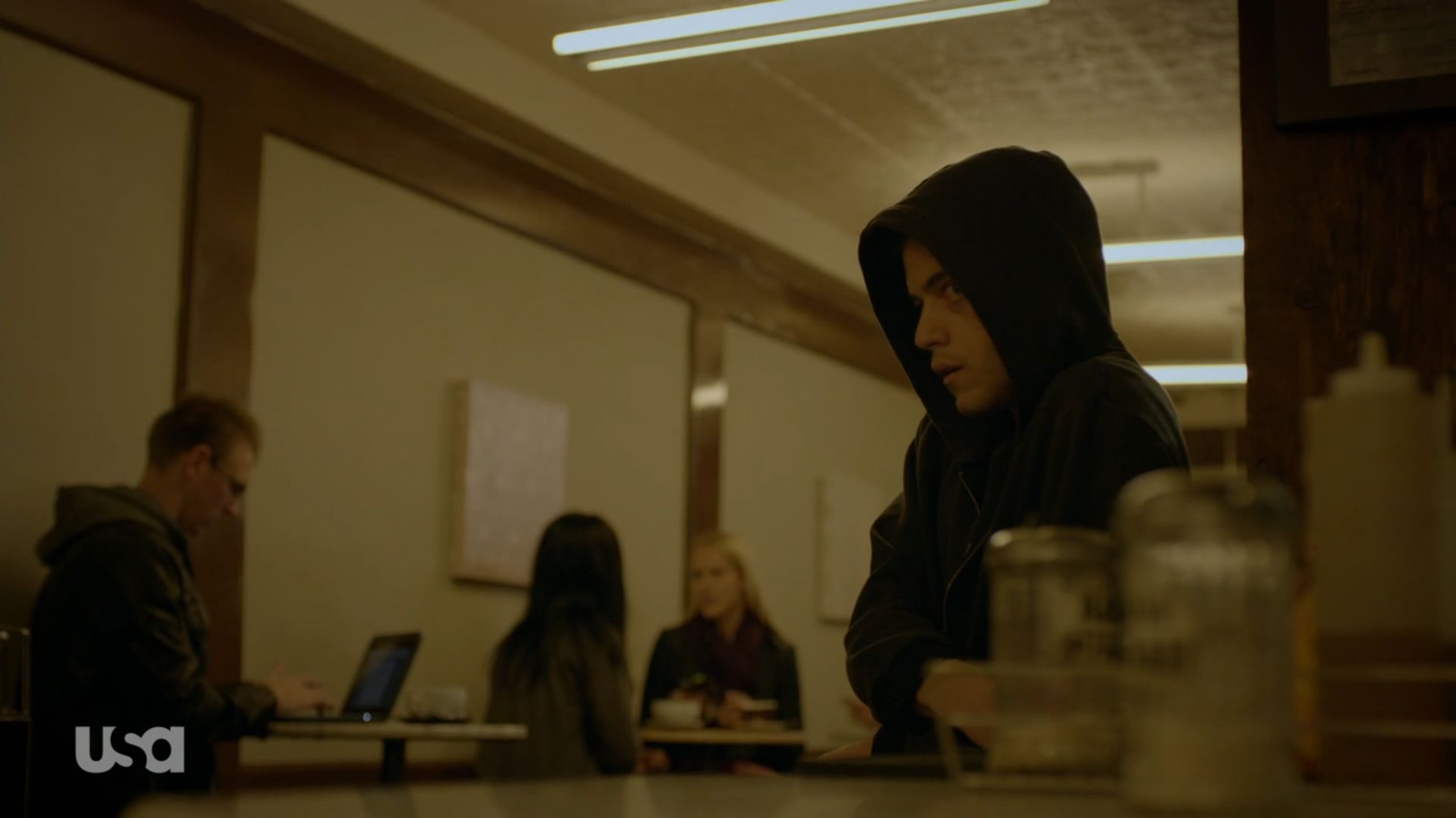 Mr. Robot S1E1 eps1.0_hellofriend.mov