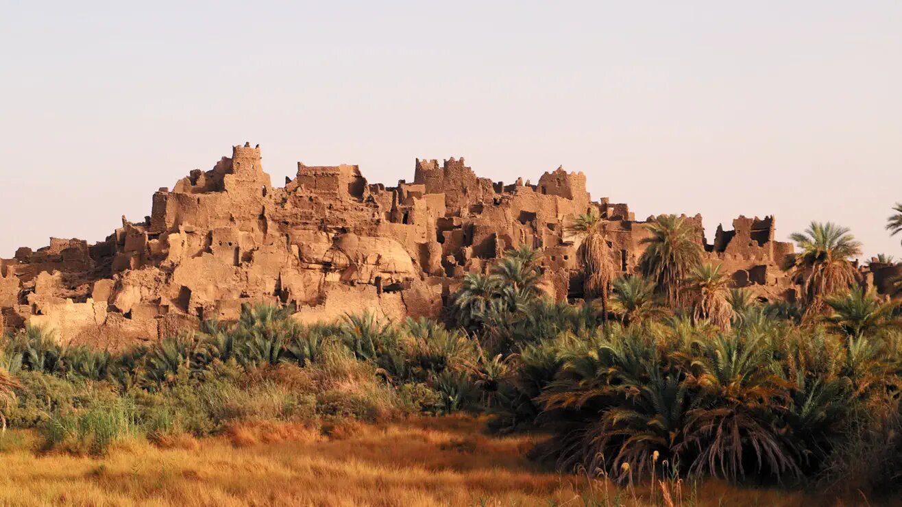 Mysteries from Above S3E8 Great Cities