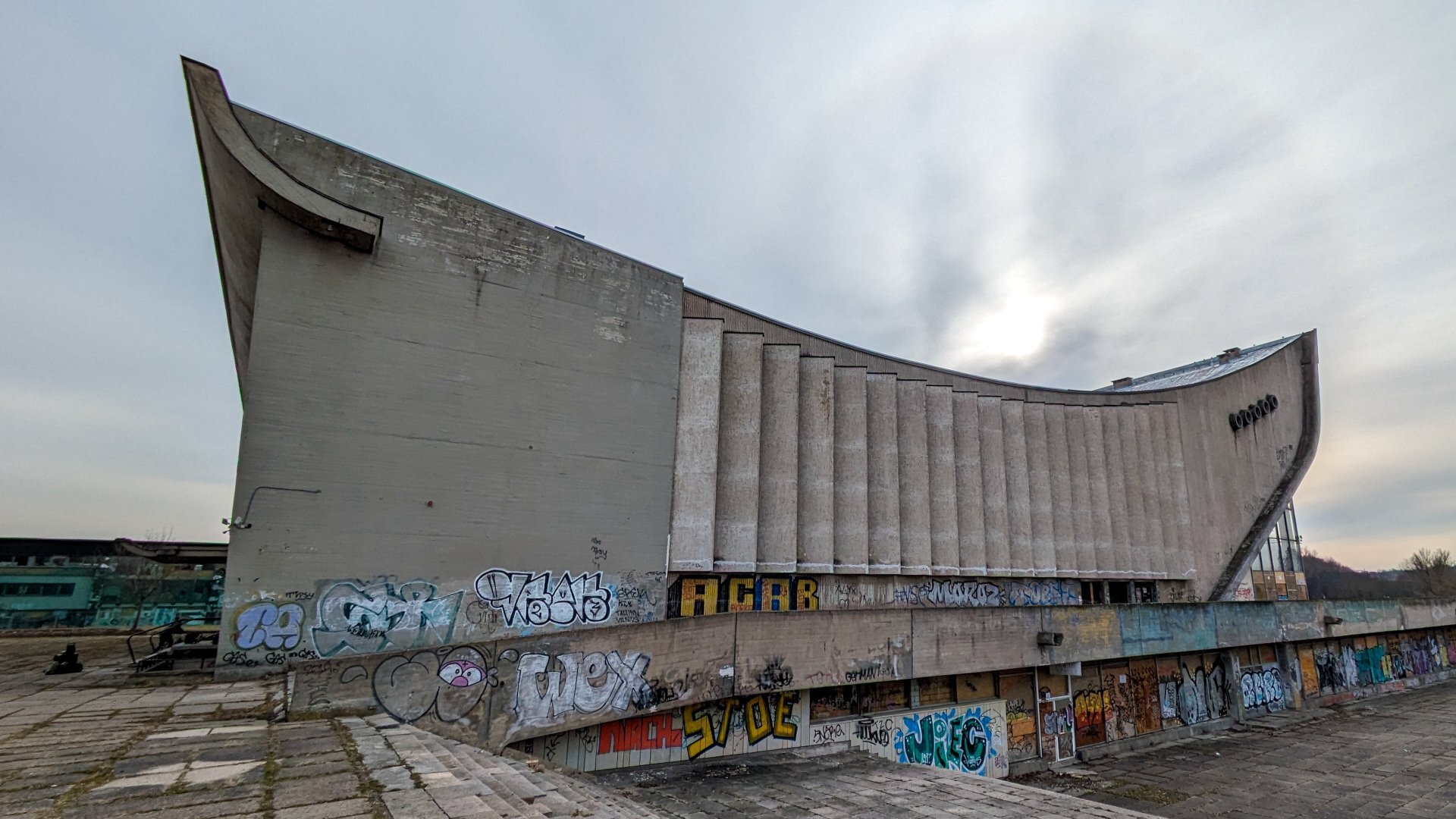 Mysteries of the Abandoned S12E1 Soviet Slam Dunkers