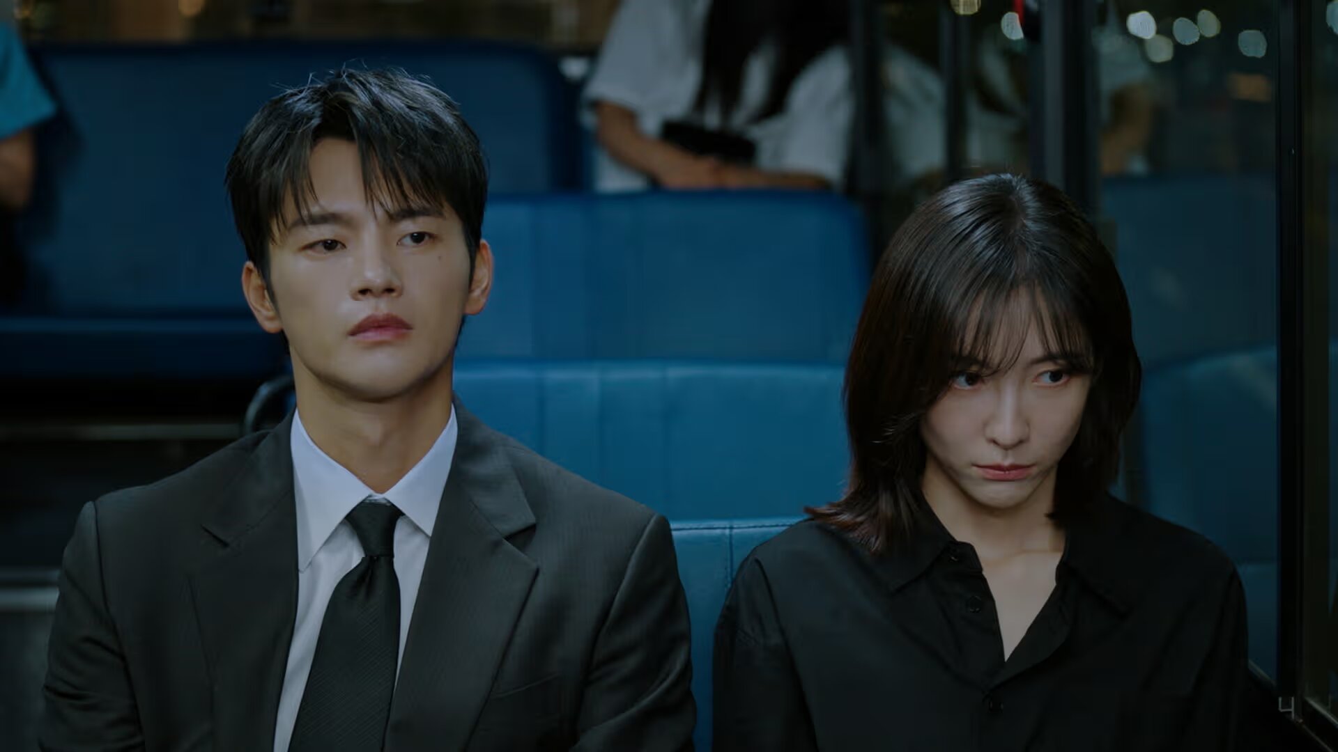 Nae-il-do Chul-geun! S1E1 Even if the Sky Falls, Still Clocking In!