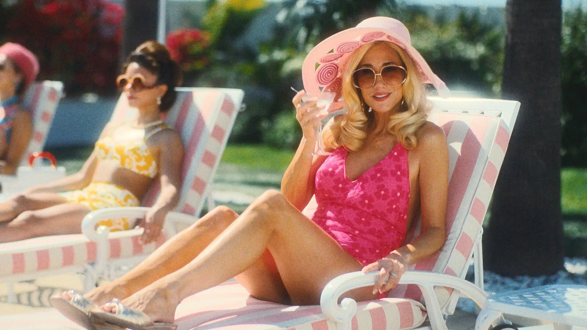 Palm Royale S2E1 Maxine Drinks Martinis Now