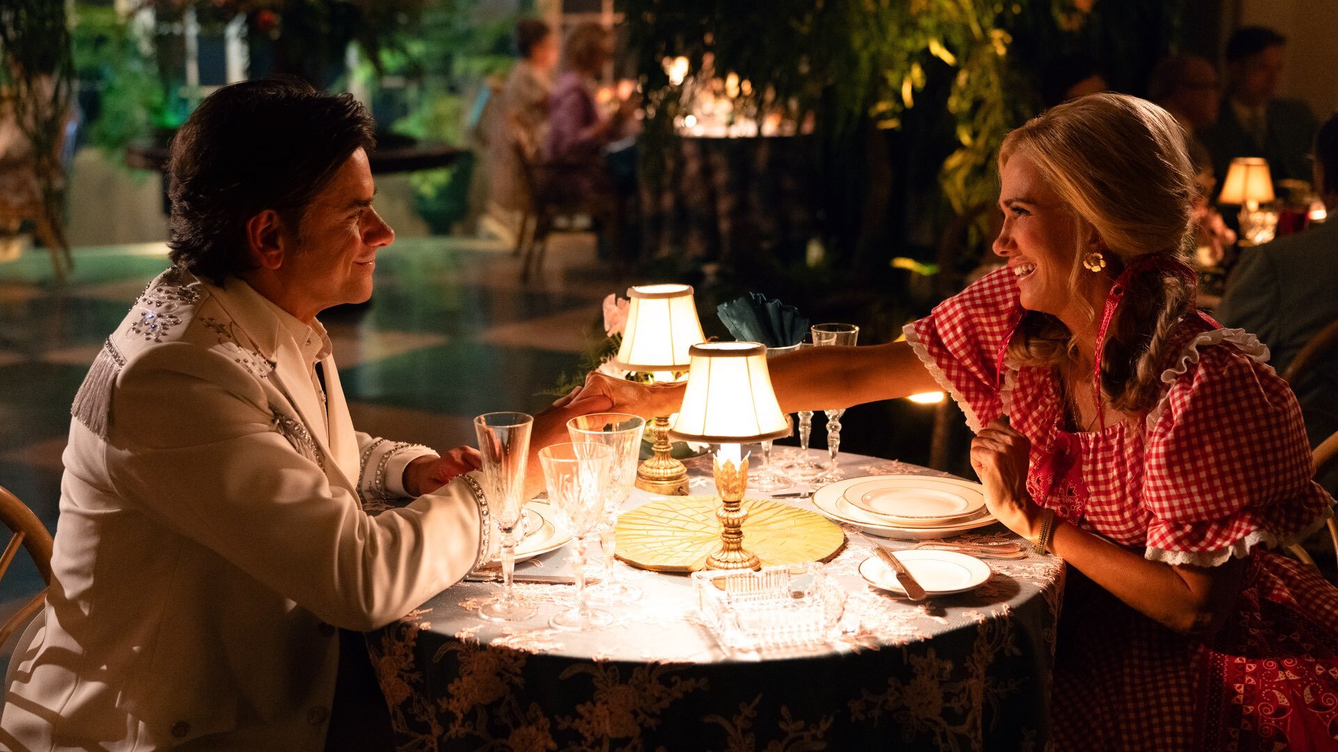 Palm Royale S2E5 Maxine Is Ready to Single Mingle