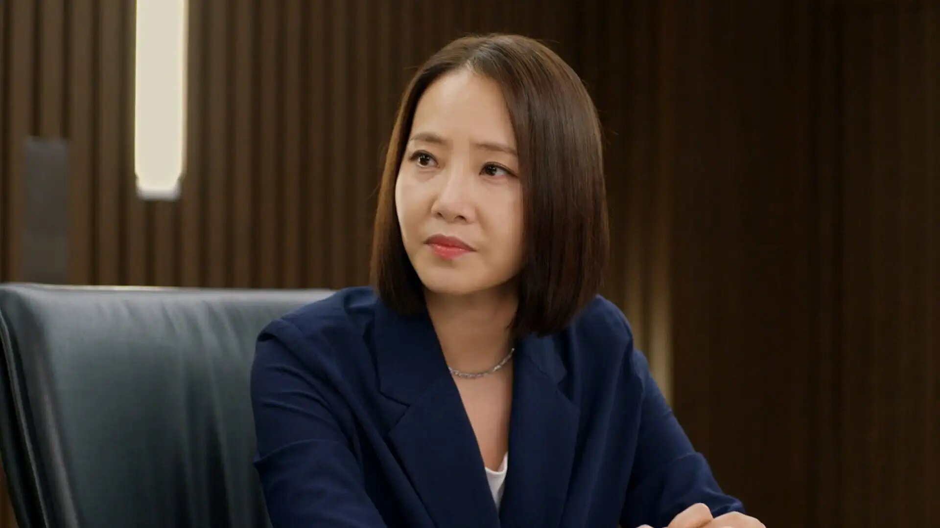 Queen's House S1E82 Episode 82