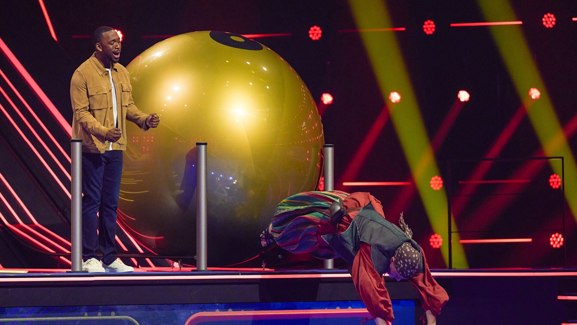 Quiz with Balls S2E11 Jocks Take on the Nerds