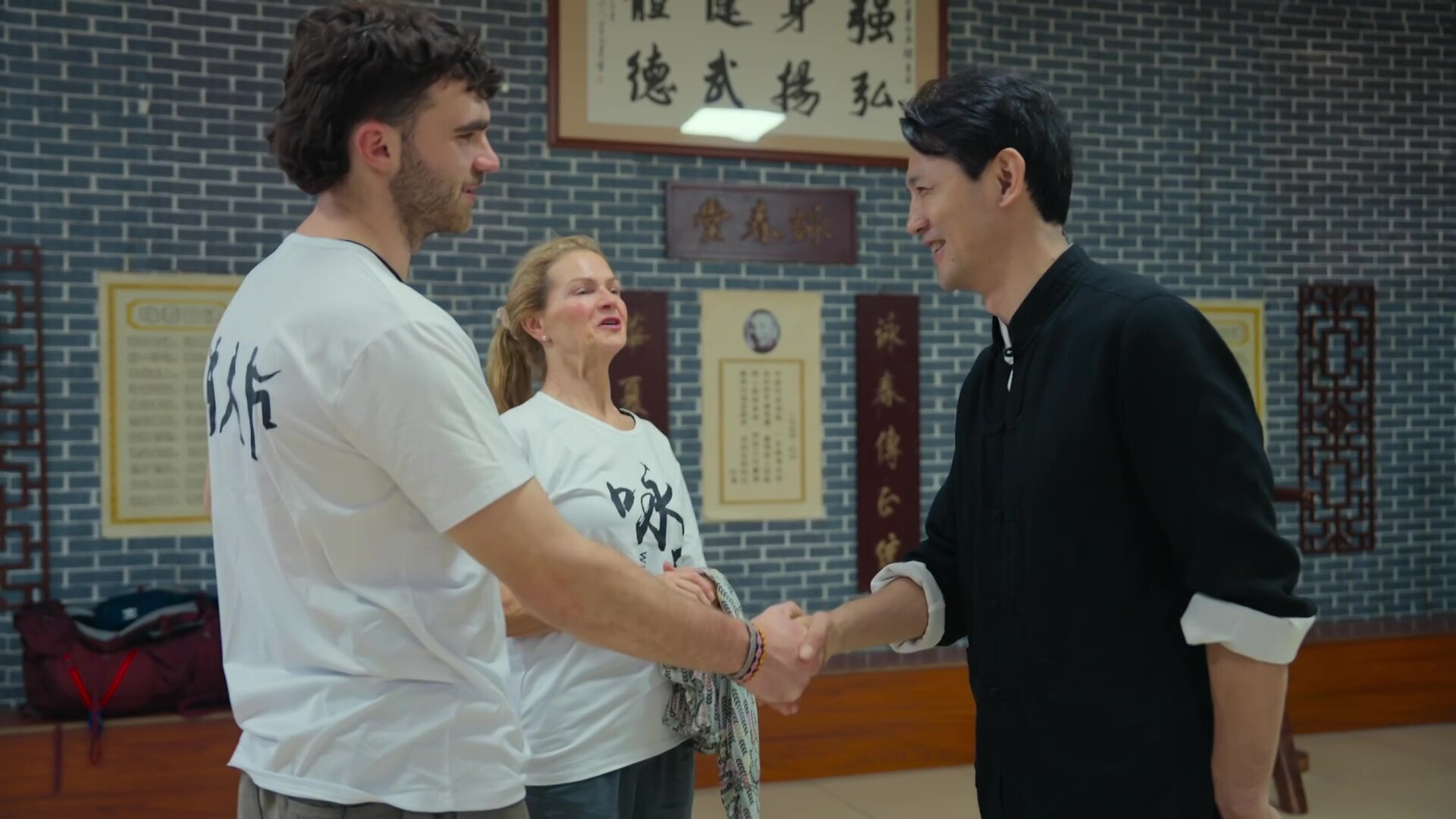 Race Across the World S5E2 Episode 2 - Jiangxi to Hainan, China