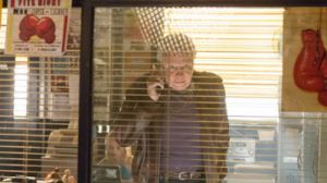 Ray Donovan S3E3 Come and Knock on Our Door