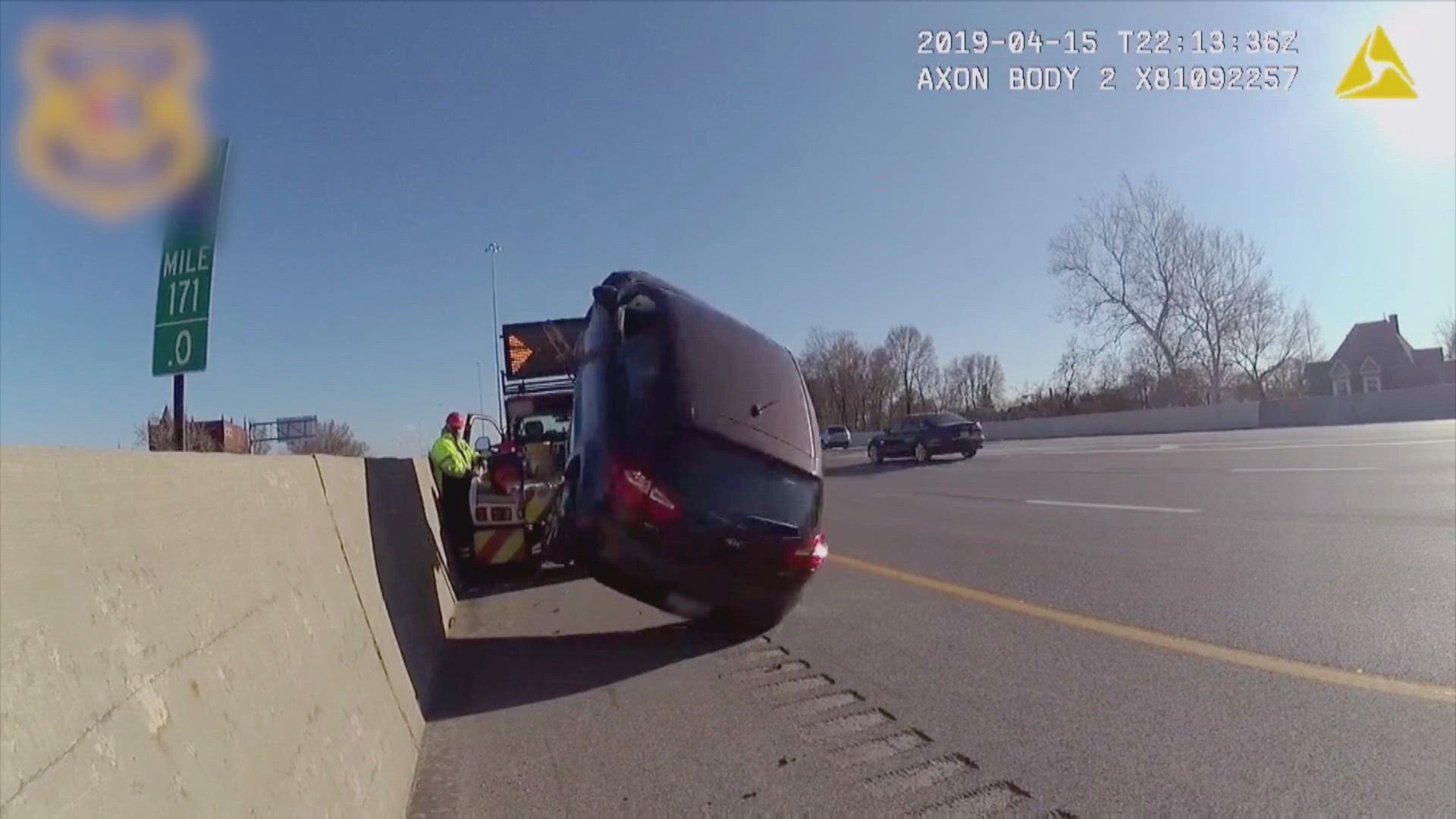 Road Wars S4E12 Flippin' Tow Truck