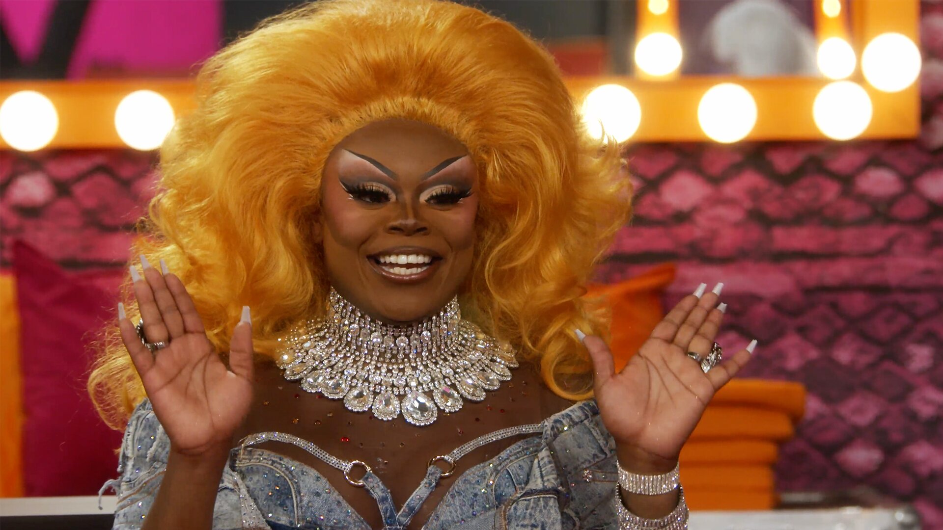 RuPaul's Drag Race: Untucked! S17E10 The Villains Roast