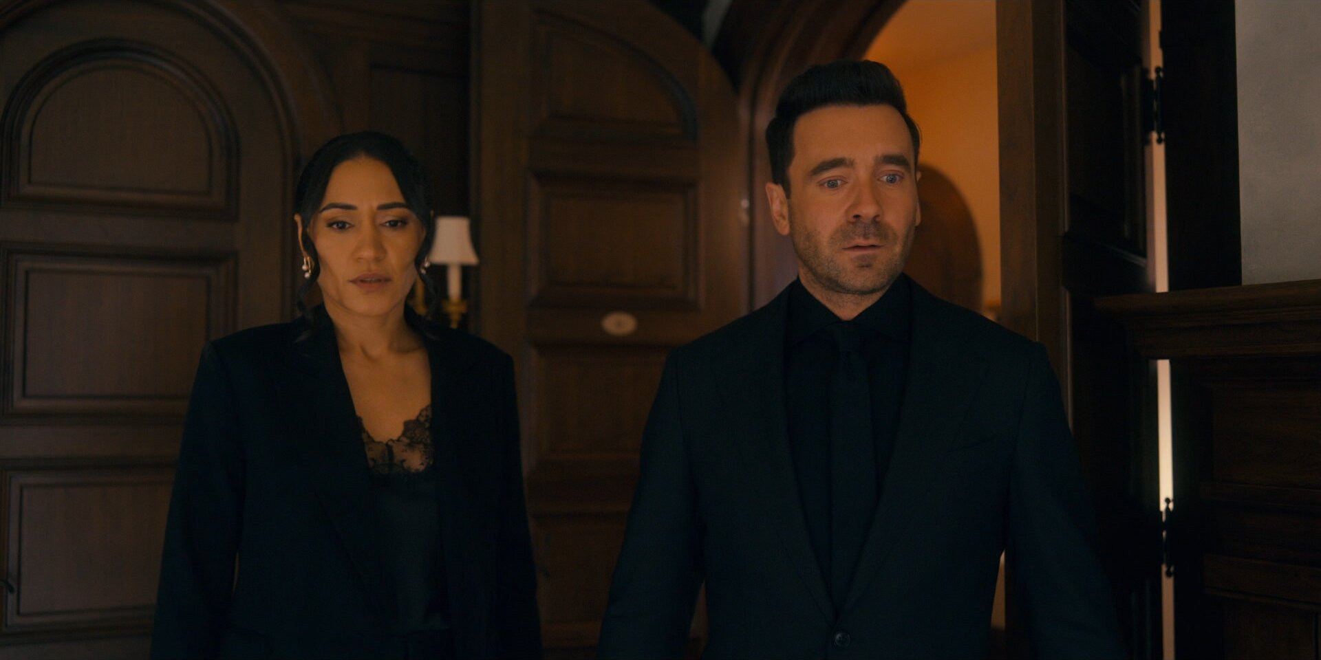 Saint-Pierre S1E9 Bad Friends, Bons Ennemis