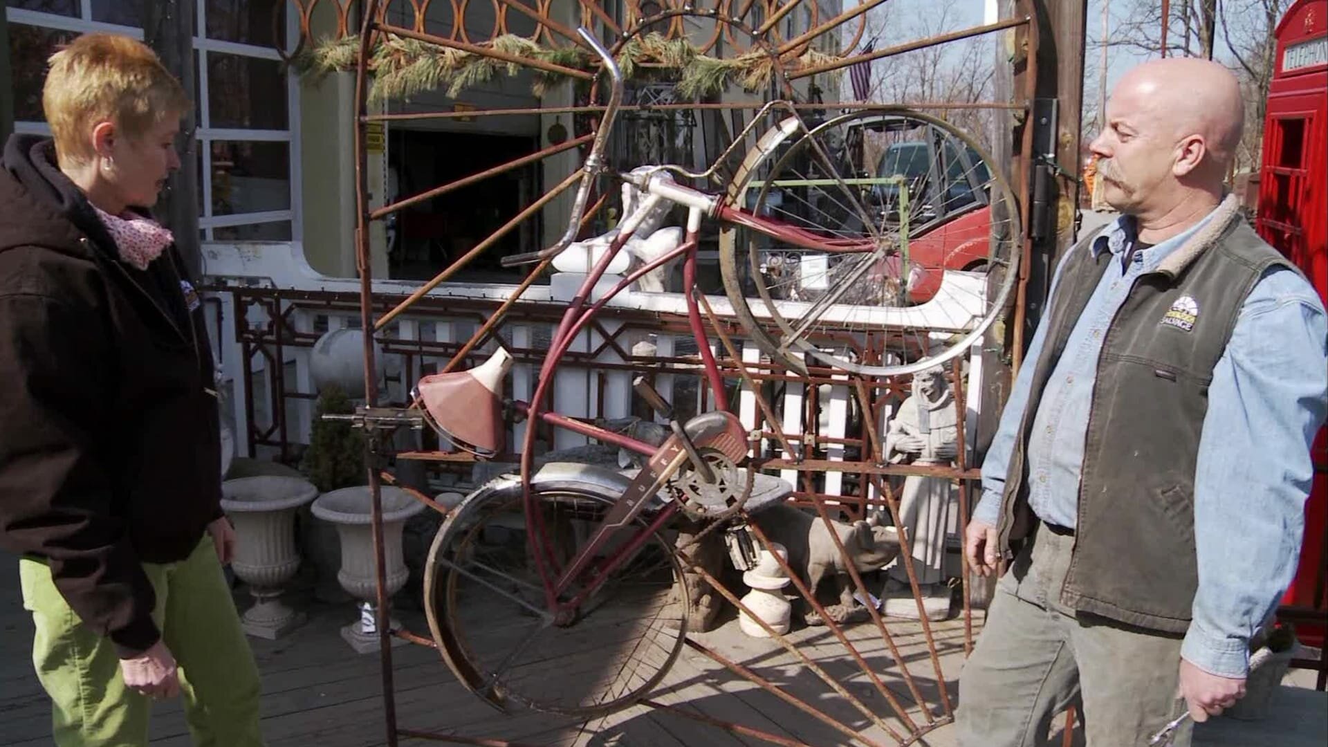 Salvage Dawgs S3E6 Nehi Bottling Plant