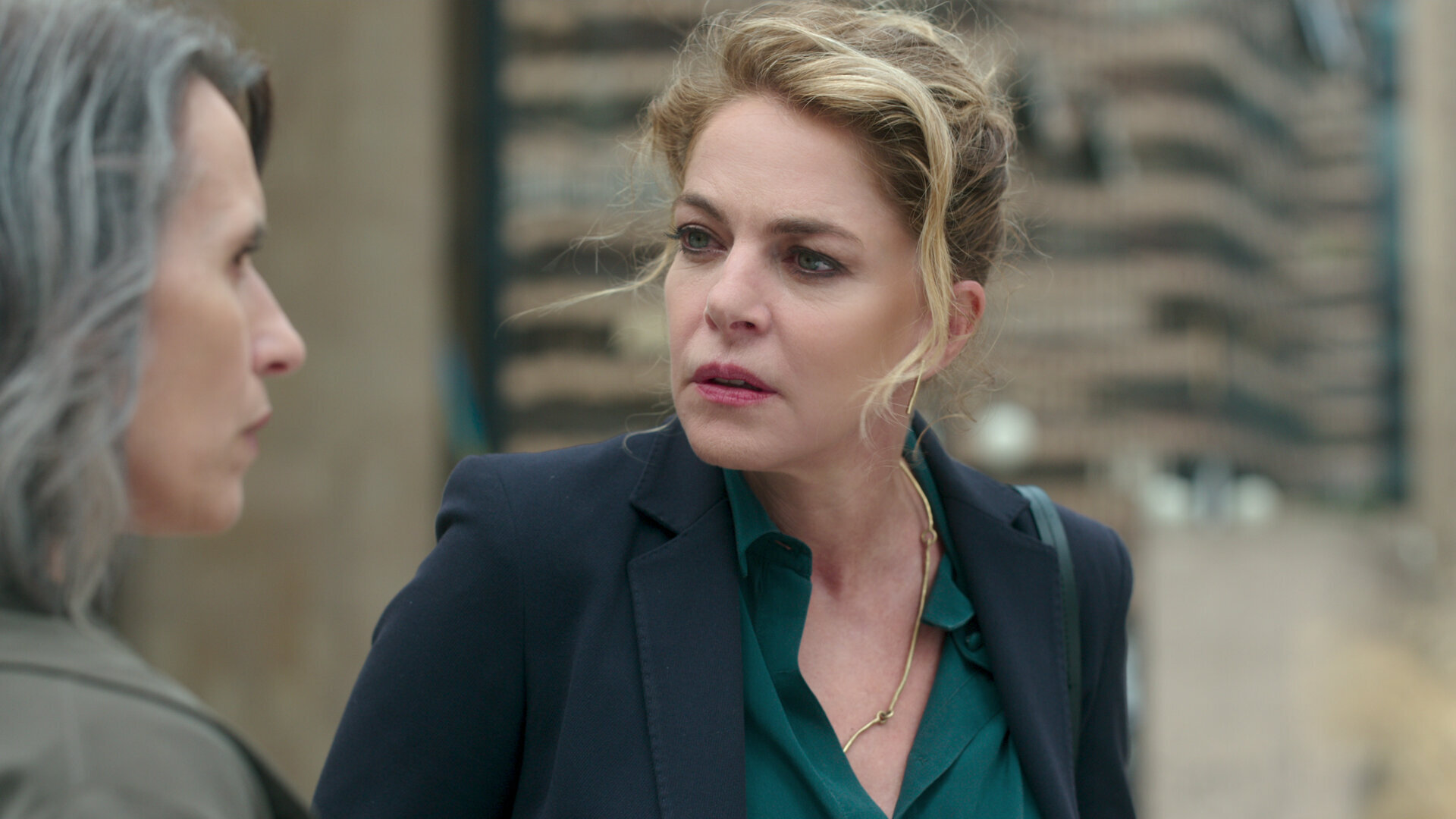 Sara: Woman in the Shadows S1E2 Episodio 2