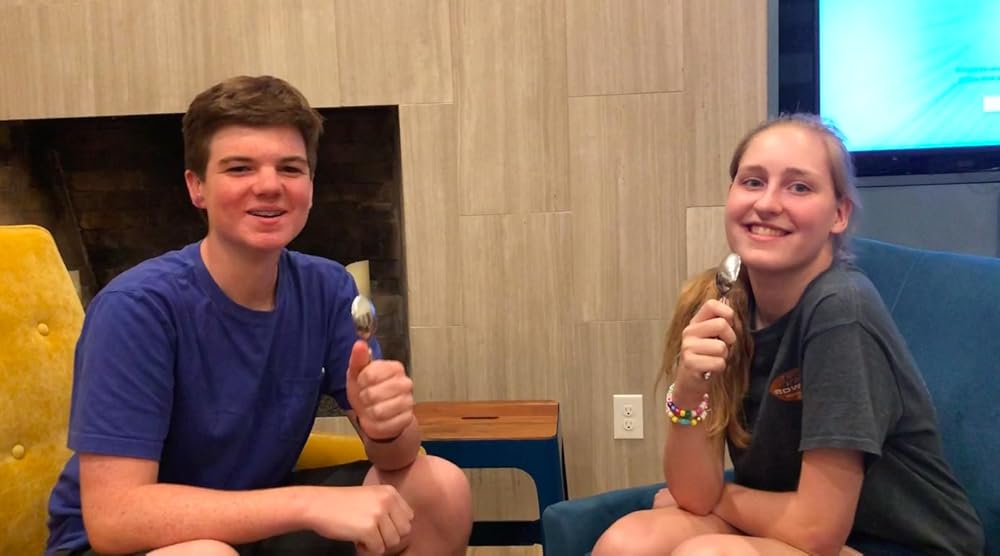 Sidetracked with Sam and Sophie