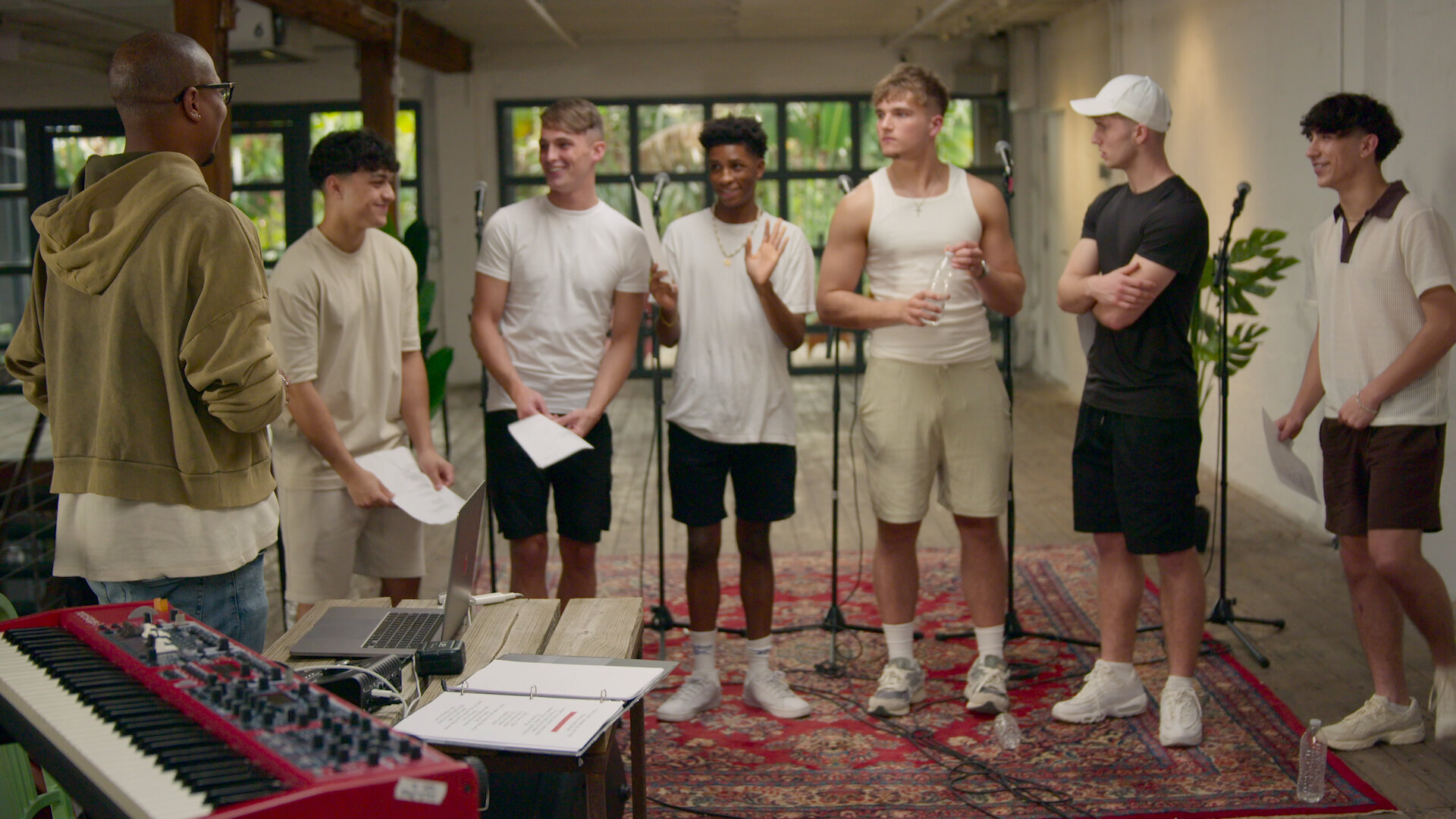 Simon Cowell: The Next Act S1E4 The Mic Don't Lie