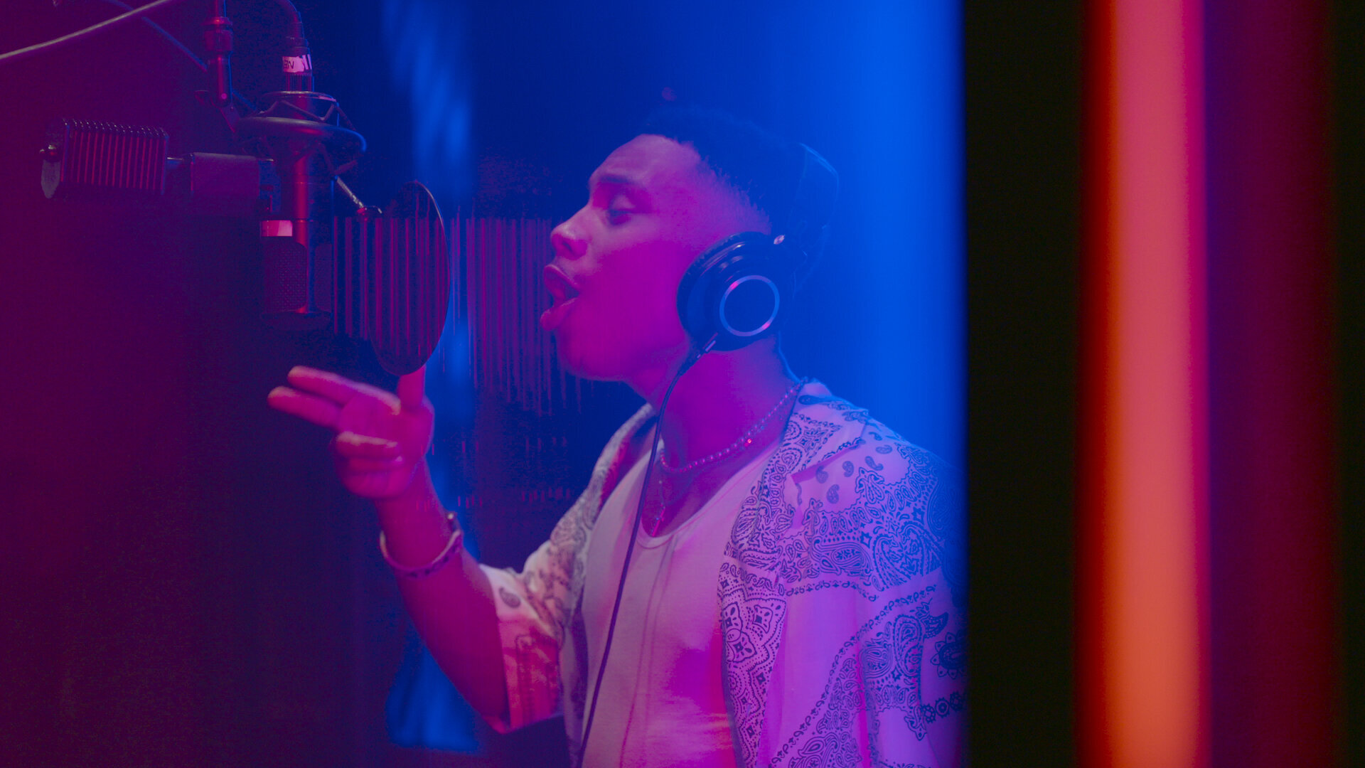 Simon Cowell: The Next Act S1E5 On The Record